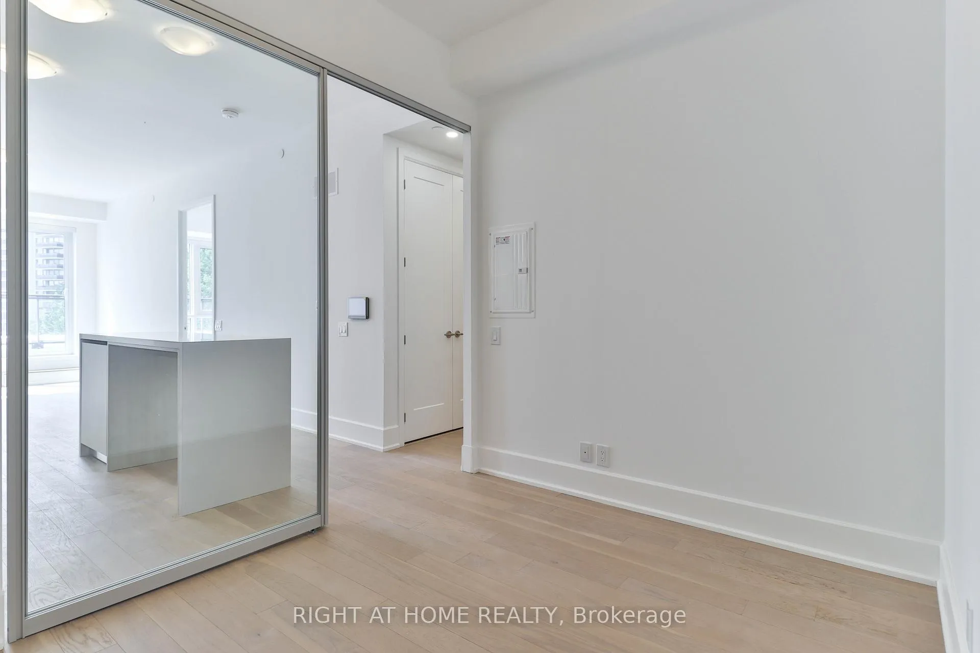 Photo 21 of Unit 406, 800 Broadview Avenue, Toronto, Playter Estates-Danforth — HOMEH