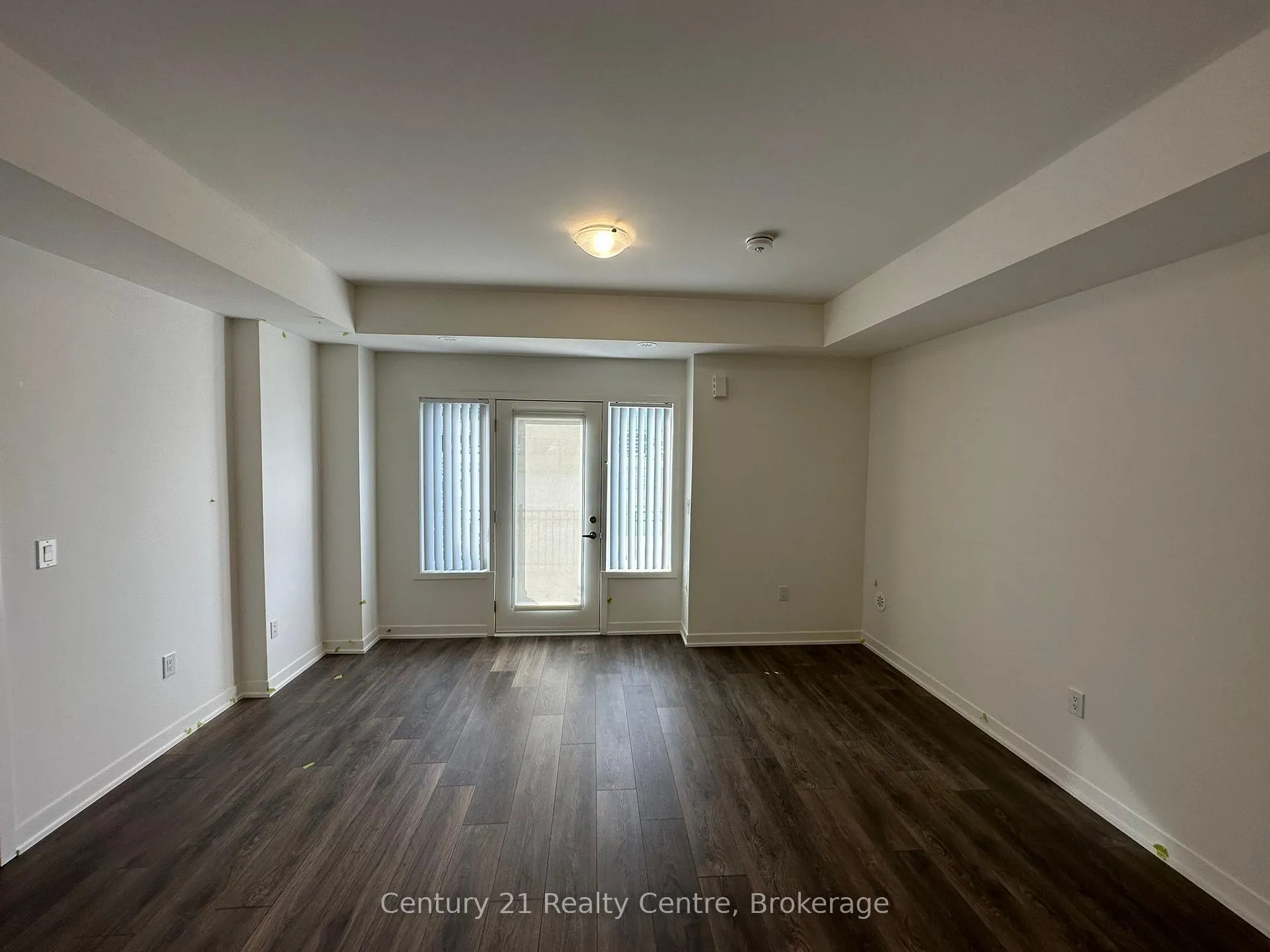 Photo 11 of Unit 605, 1525 Kingston Road, Pickering, Town Centre — HOMEH