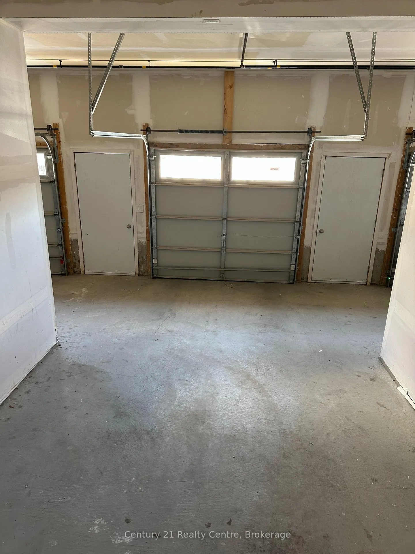 Photo 12 of Unit 605, 1525 Kingston Road, Pickering, Town Centre — HOMEH