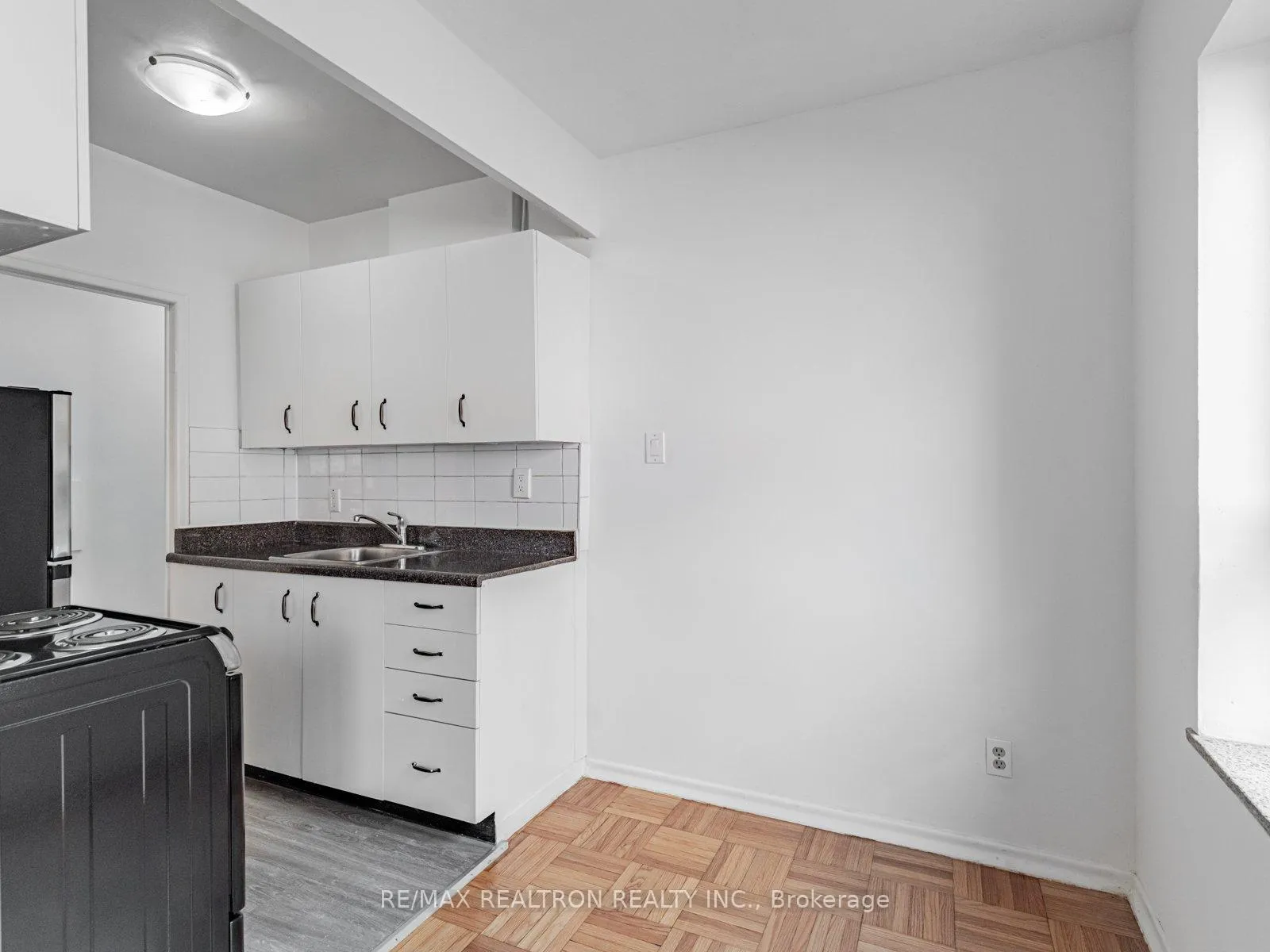 Photo 9 of Unit 115, 156 Kingston Road, Toronto, Woodbine Corridor — HOMEH