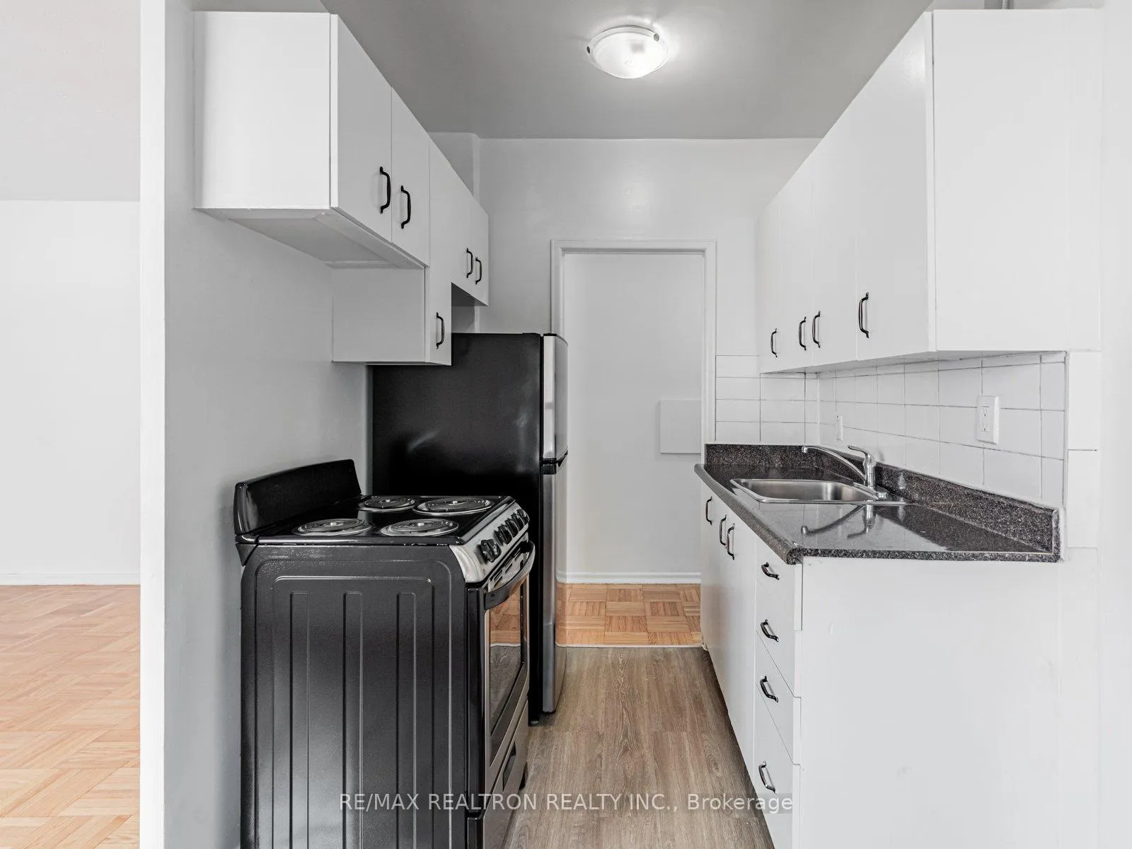 Photo 10 of Unit 115, 156 Kingston Road, Toronto, Woodbine Corridor — HOMEH