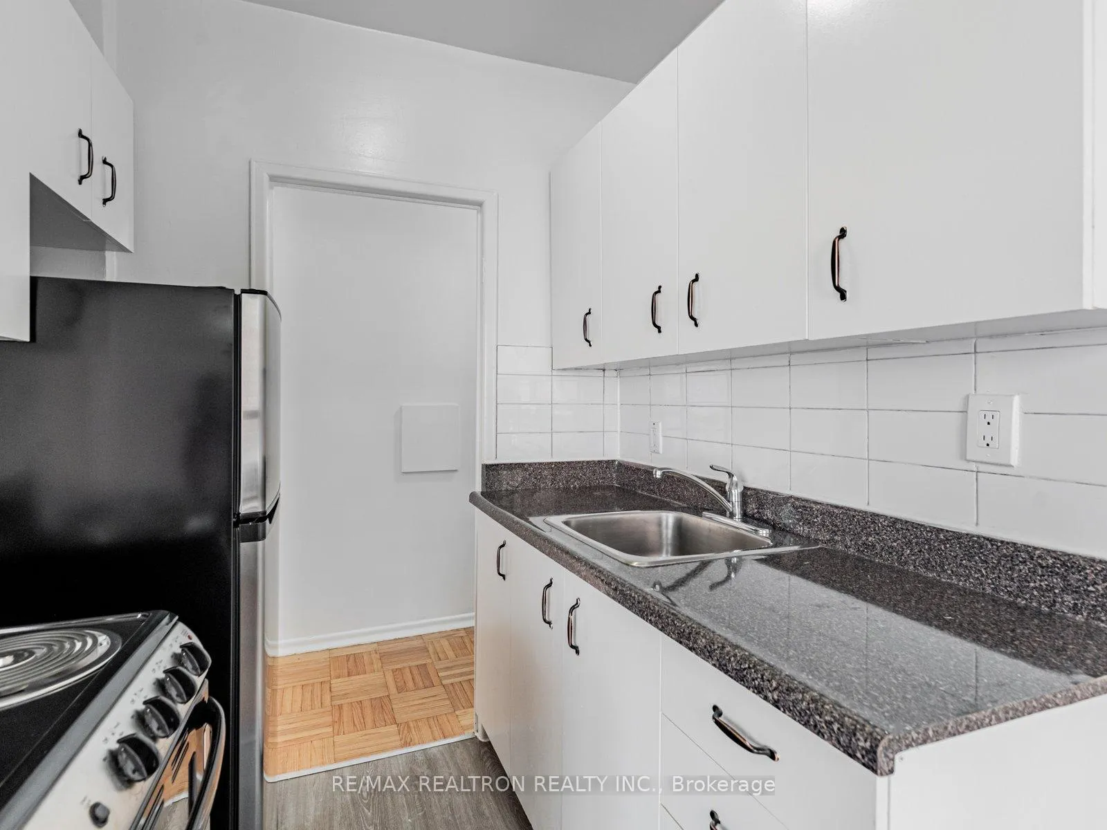 Photo 12 of Unit 115, 156 Kingston Road, Toronto, Woodbine Corridor — HOMEH