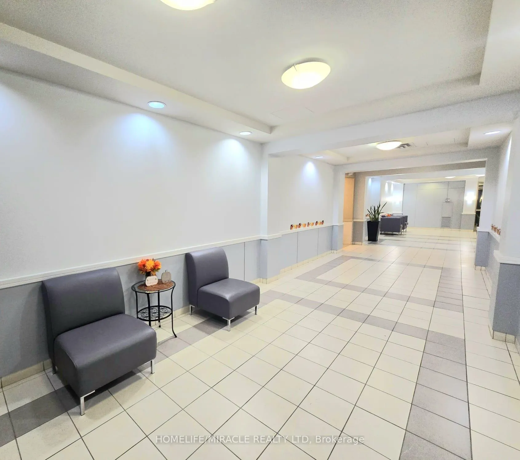 Photo 3 of Unit PH 901, 3650 Kingston Road, Scarborough, Scarborough Village — HOMEH