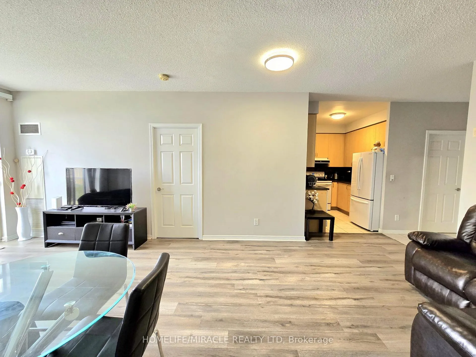 Photo 12 of Unit PH 901, 3650 Kingston Road, Scarborough, Scarborough Village — HOMEH