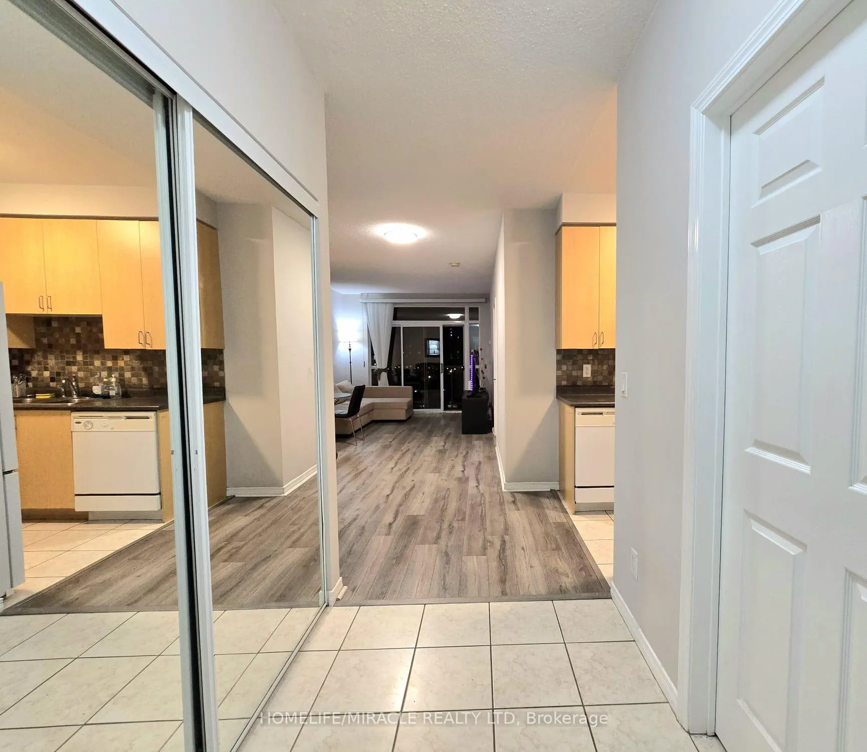 Photo 13 of Unit PH 901, 3650 Kingston Road, Scarborough, Scarborough Village — HOMEH
