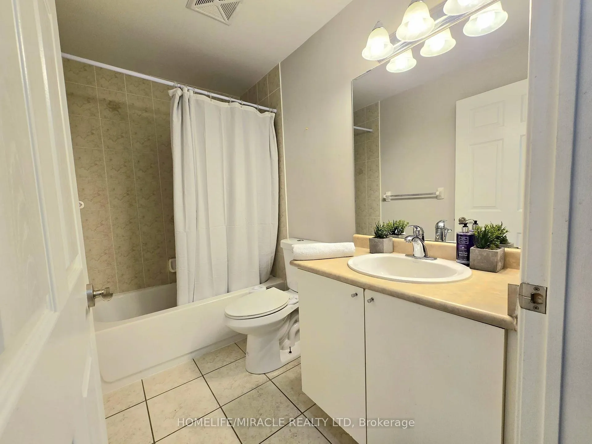 Photo 20 of Unit PH 901, 3650 Kingston Road, Scarborough, Scarborough Village — HOMEH
