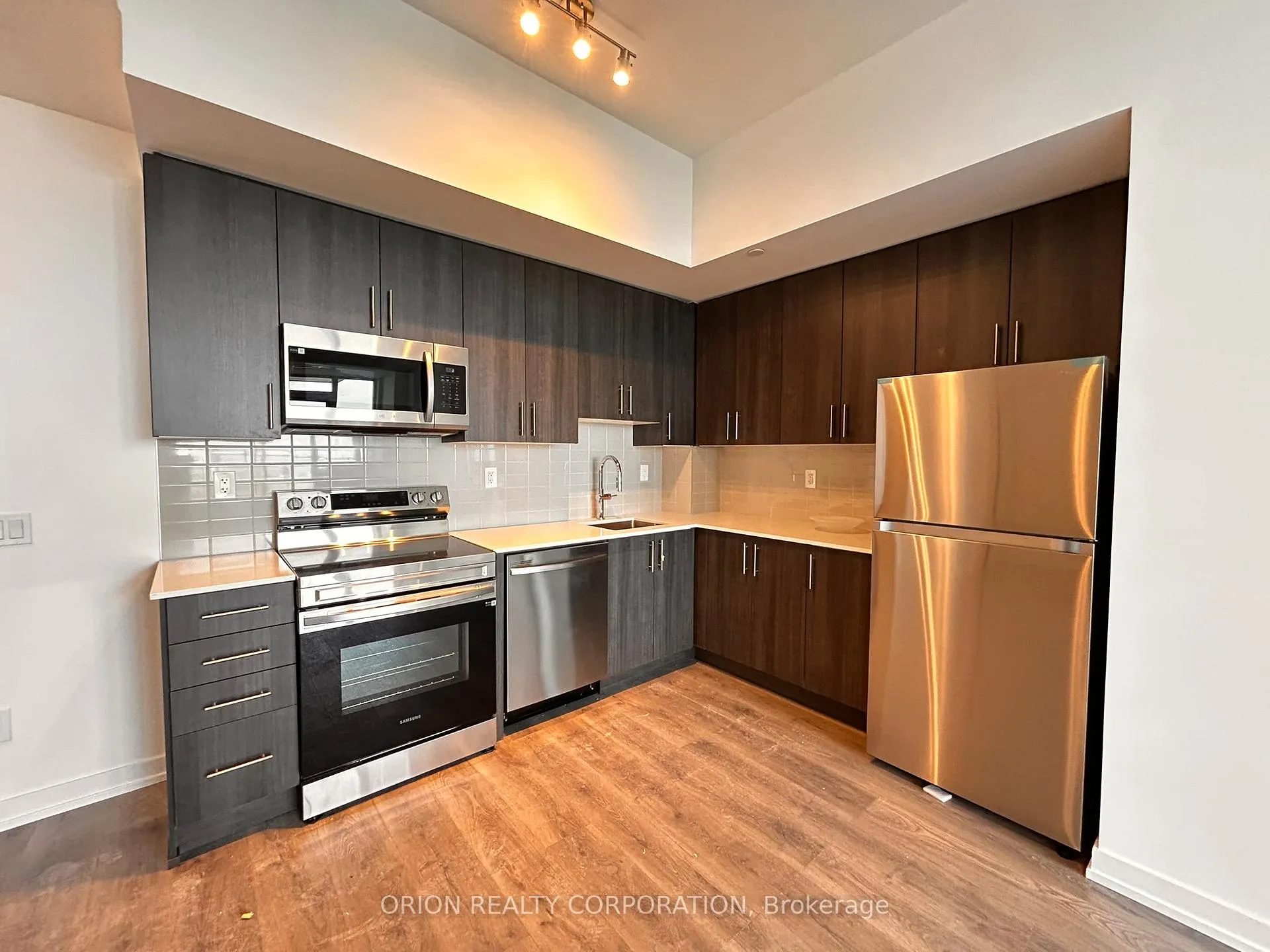 Photo 6 of Unit 3002, 1435 Celebration Drive, Pickering, Bay Ridges — HOMEH