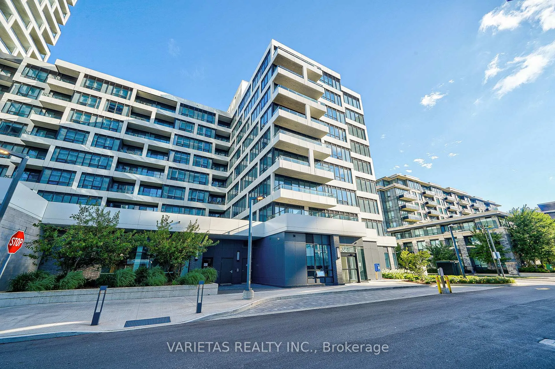 Photo 1 of Unit 1602, 38 Water Walk Drive, Markham, Unionville — HOMEH