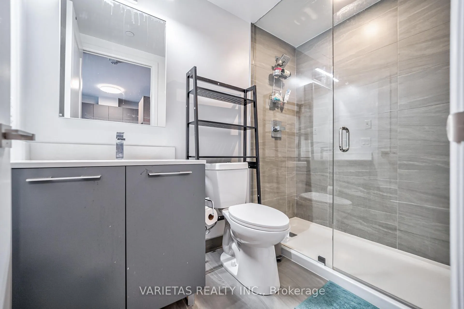 Photo 20 of Unit 1602, 38 Water Walk Drive, Markham, Unionville — HOMEH