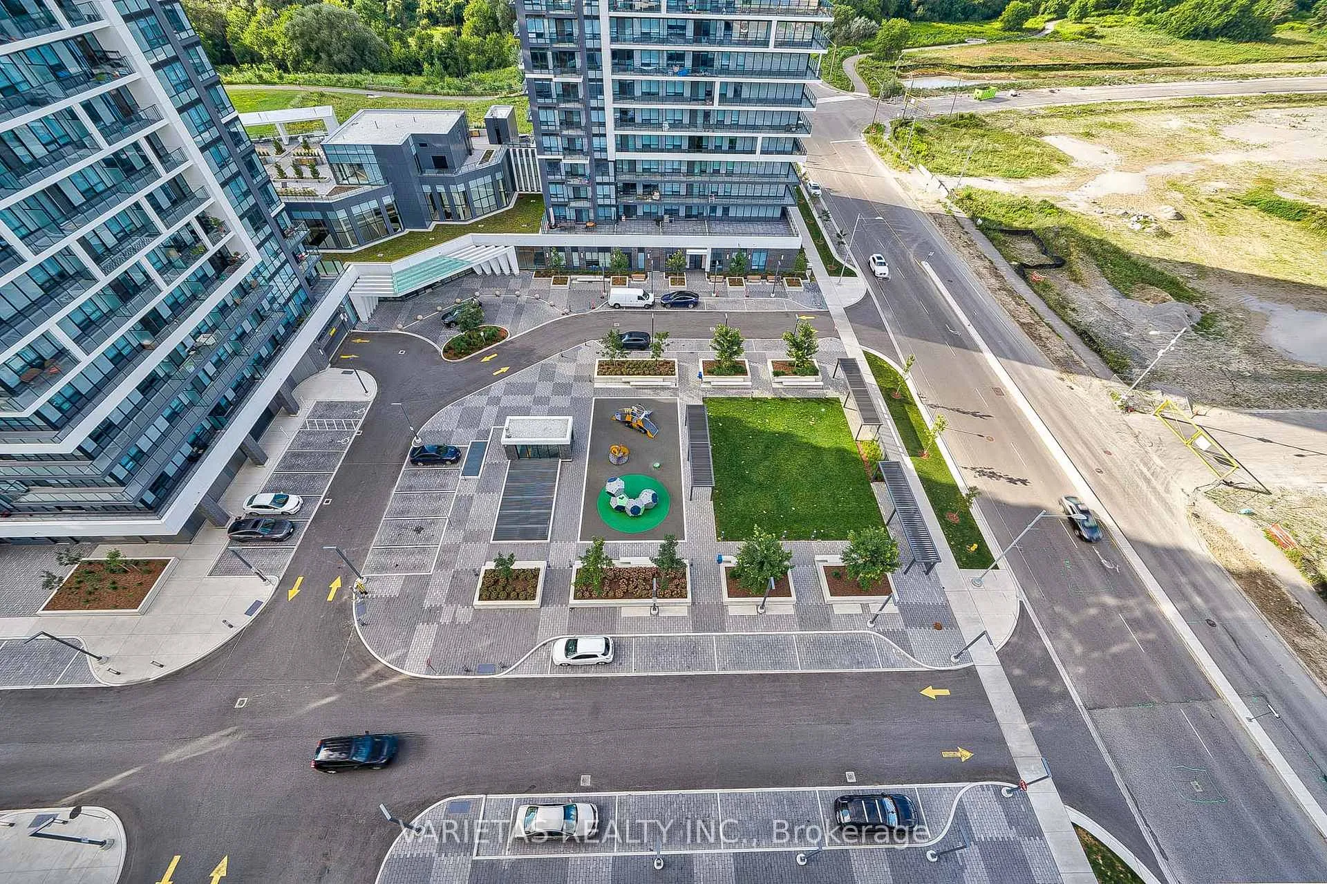 Photo 25 of Unit 1602, 38 Water Walk Drive, Markham, Unionville — HOMEH