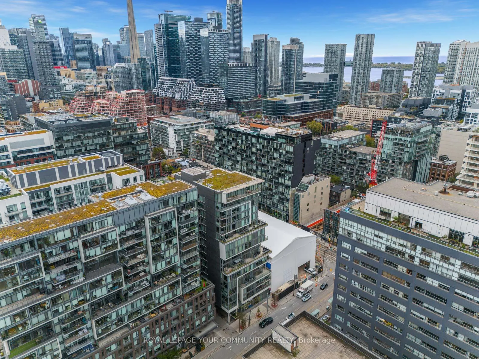 Photo 3 of Unit 722, 95 Bathurst Street, Toronto, Waterfront Communities — HOMEH