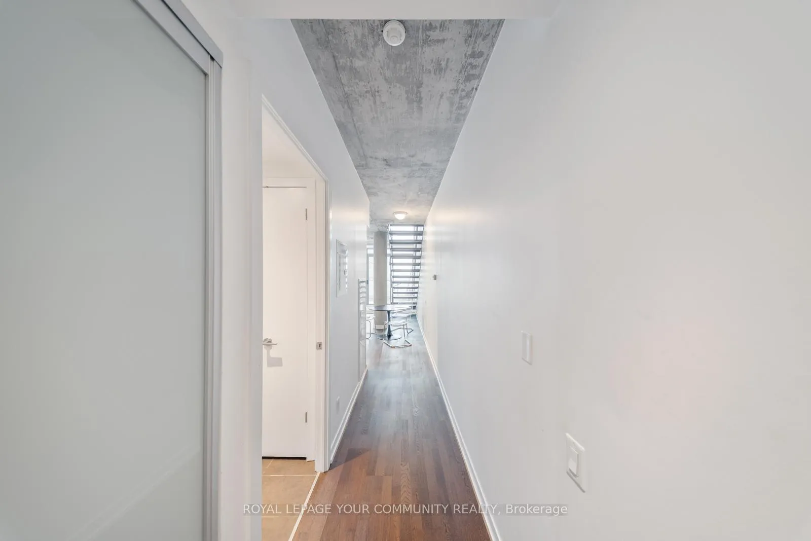 Photo 6 of Unit 722, 95 Bathurst Street, Toronto, Waterfront Communities — HOMEH