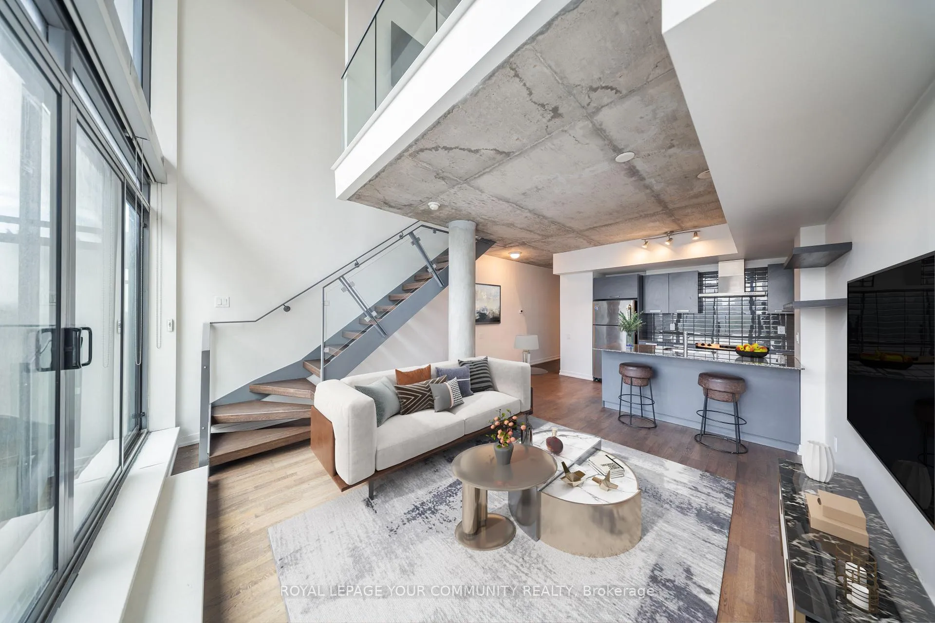 Photo 11 of Unit 722, 95 Bathurst Street, Toronto, Waterfront Communities — HOMEH