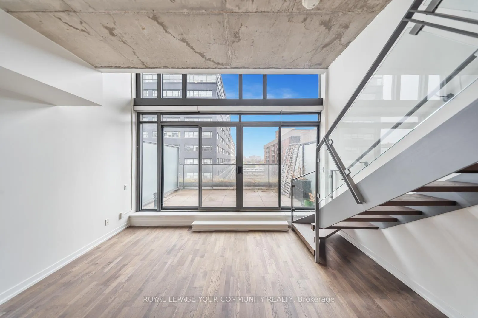 Photo 15 of Unit 722, 95 Bathurst Street, Toronto, Waterfront Communities — HOMEH