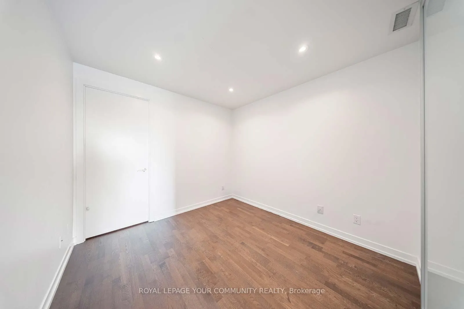 Photo 30 of Unit 722, 95 Bathurst Street, Toronto, Waterfront Communities — HOMEH