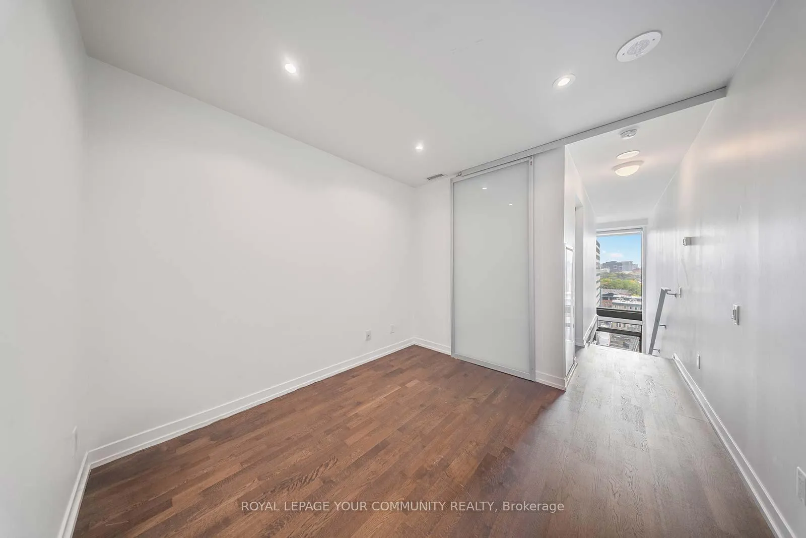 Photo 31 of Unit 722, 95 Bathurst Street, Toronto, Waterfront Communities — HOMEH