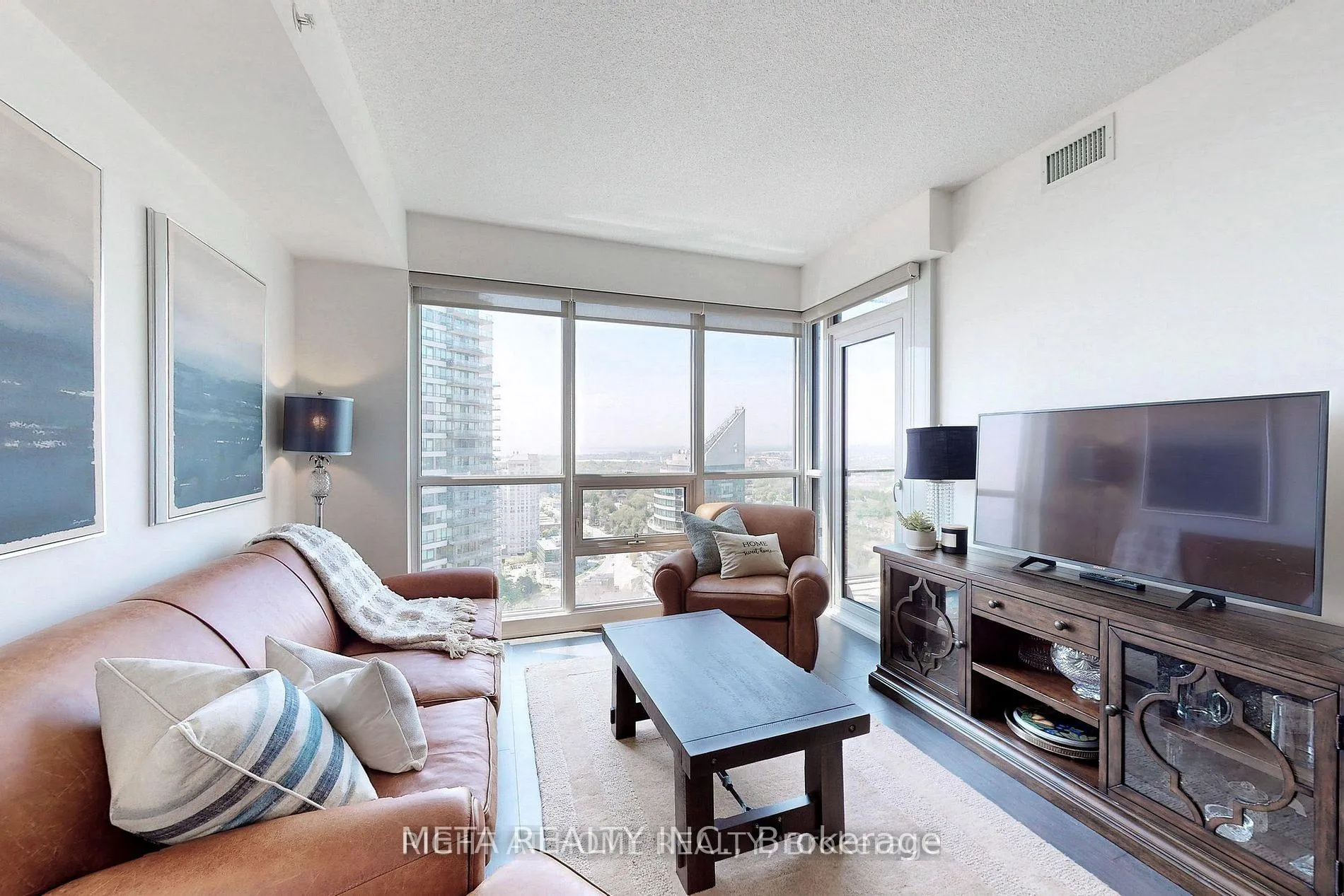Front of Unit 3605, 2212 Lake Shore Boulevard W