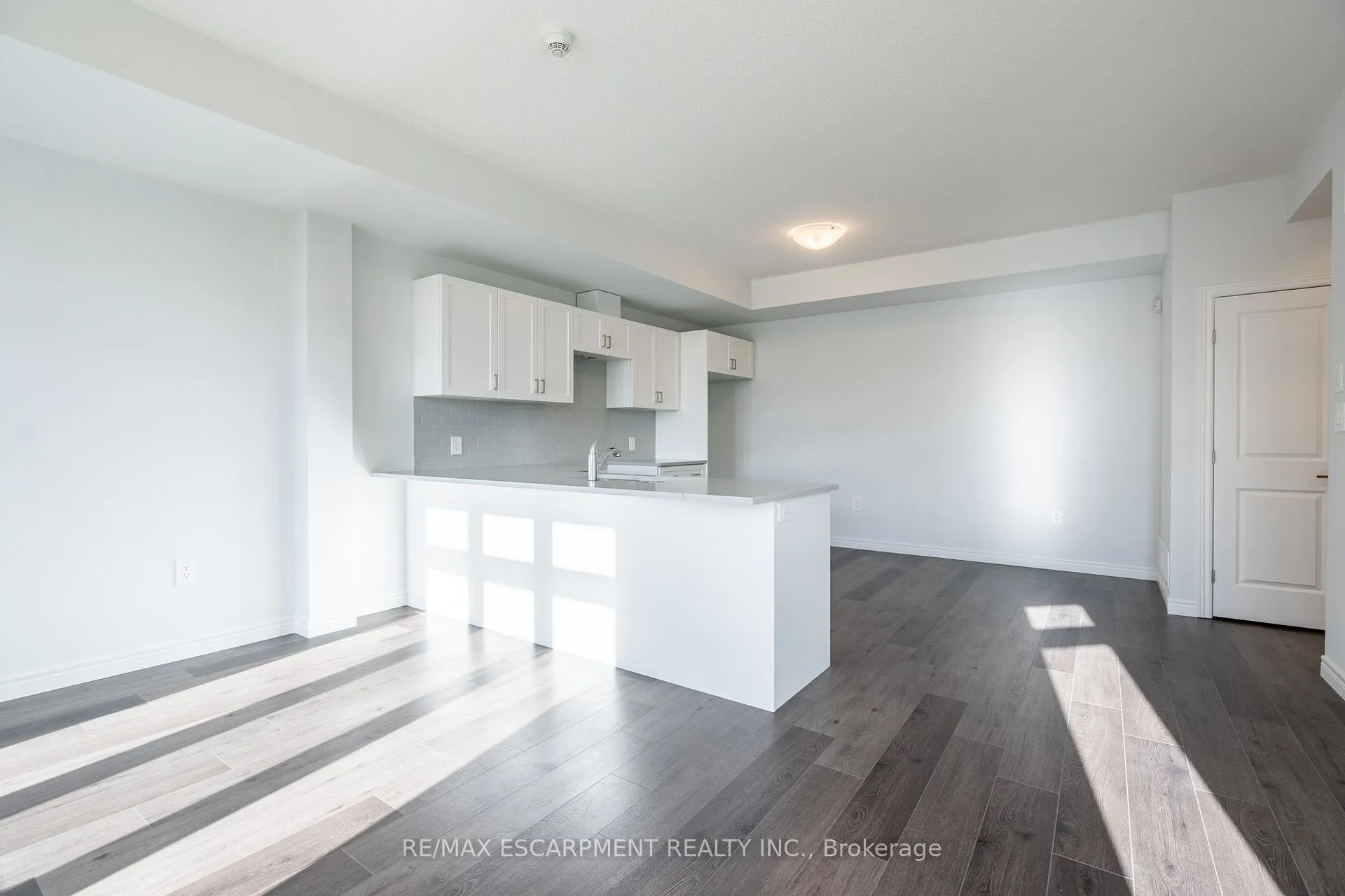 Photo 7 of Unit 207, 2620 Binbrook Road, Hamilton, Binbrook — HOMEH