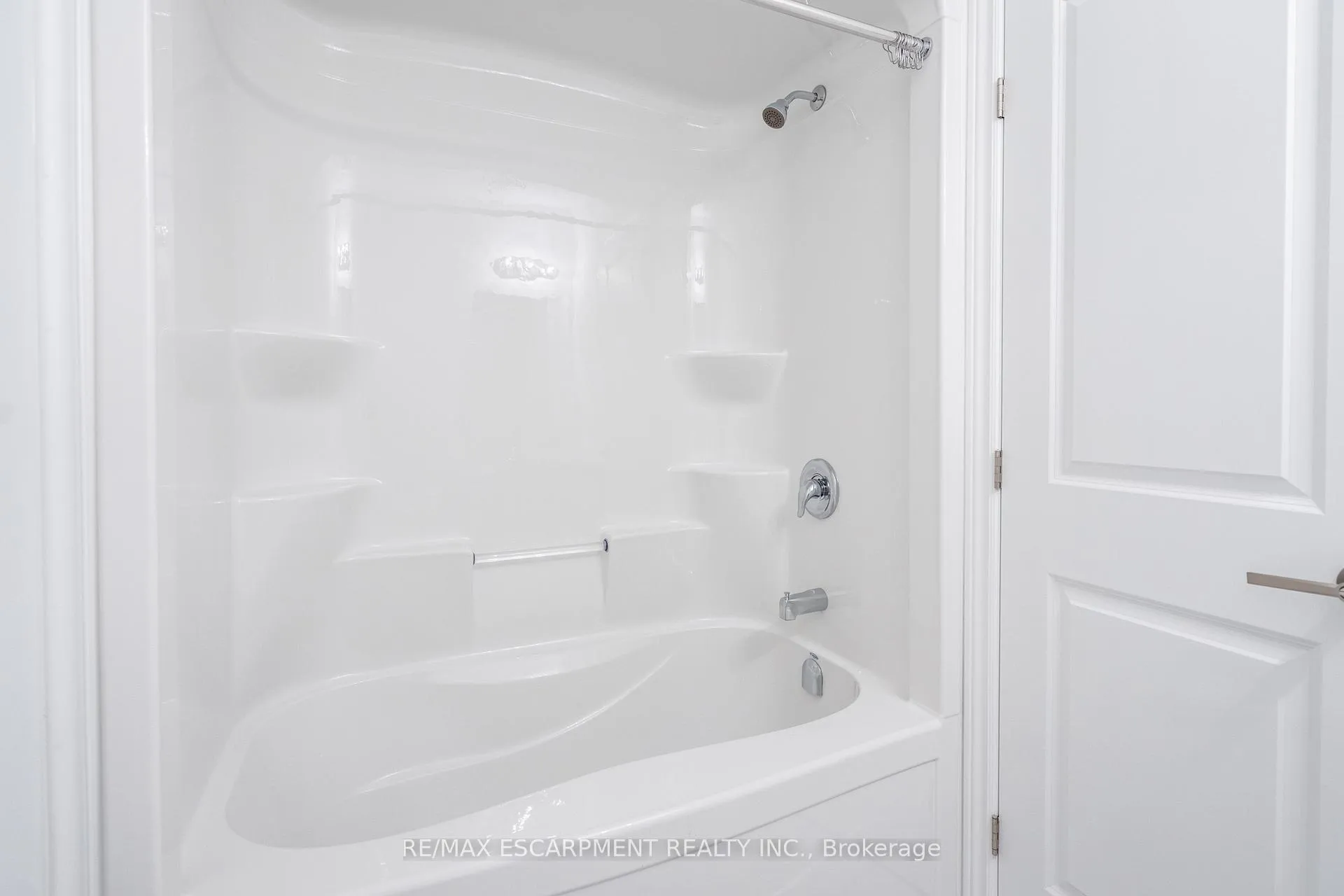 Photo 35 of Unit 207, 2620 Binbrook Road, Hamilton, Binbrook — HOMEH