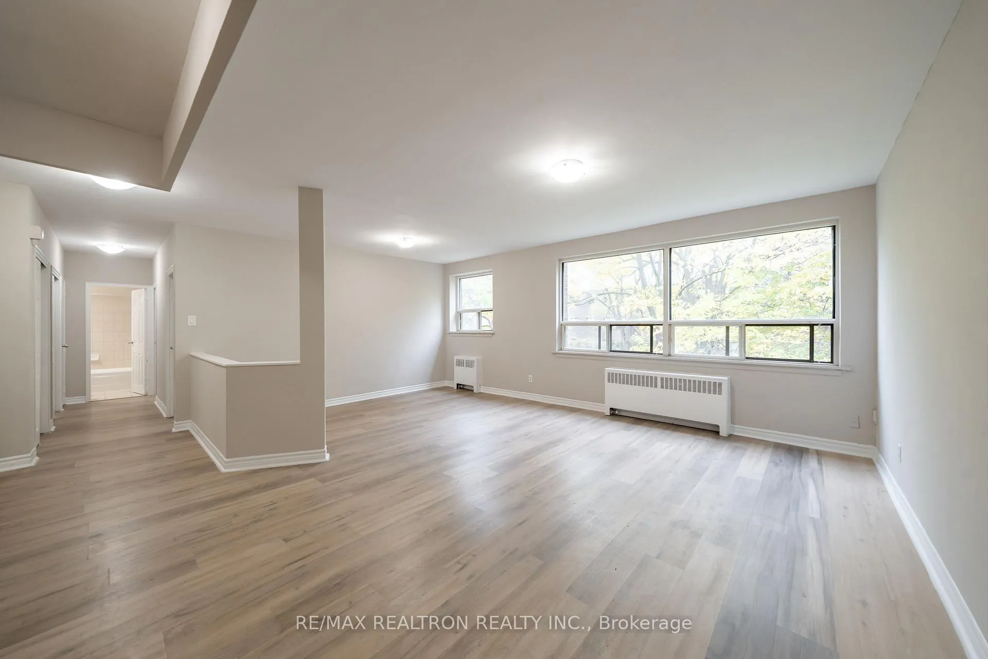 Front of Unit 222C, 468 Ottawa Street N