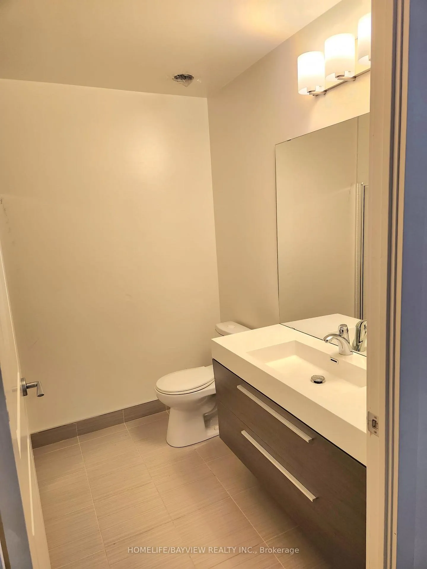 Photo 5 of Unit 907, 8081 Birchmount Road, Markham, Unionville — HOMEH