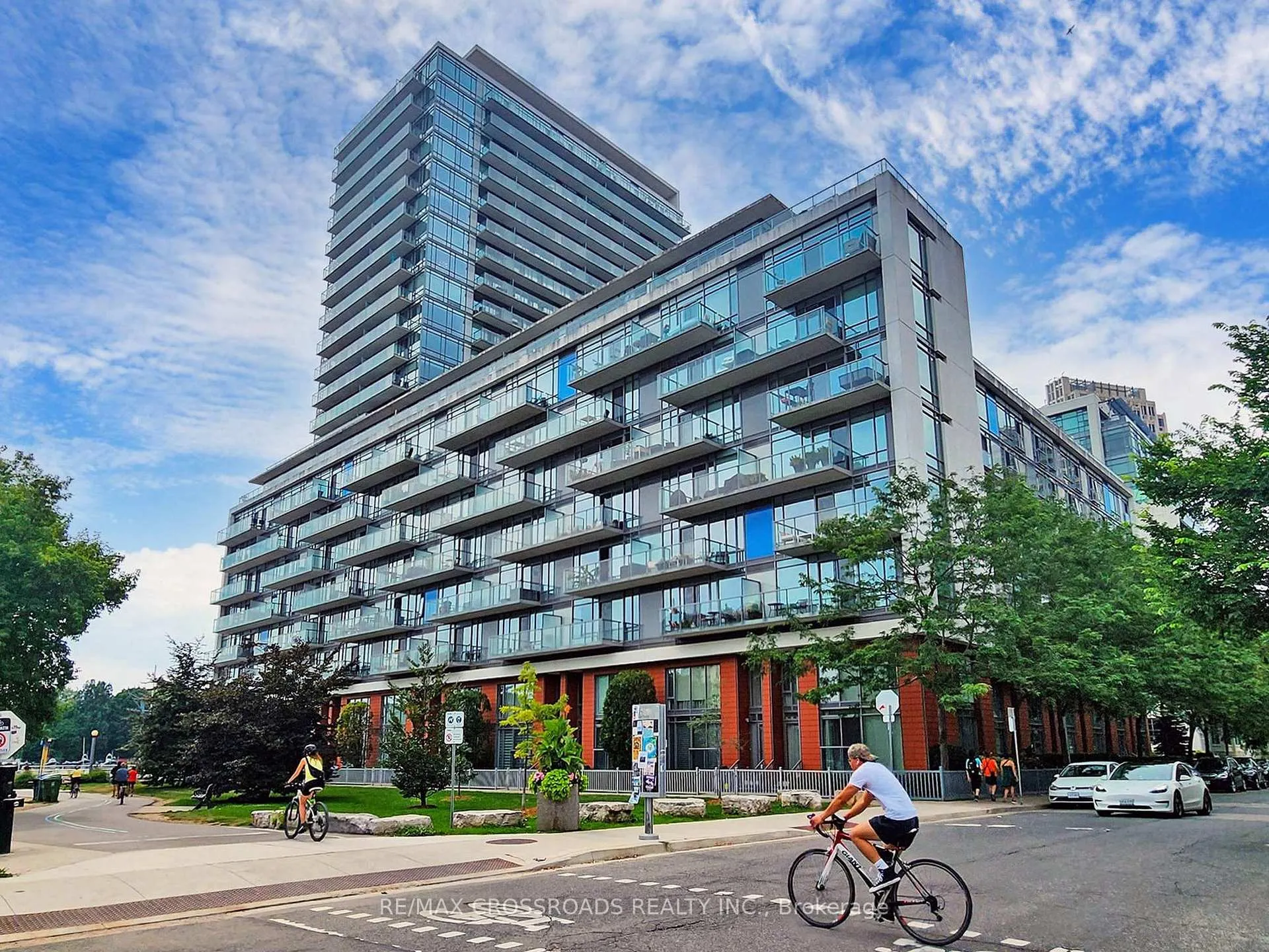 Photo 1 of Unit 1209, 90 Stadium Road, Toronto, Niagara — HOMEH