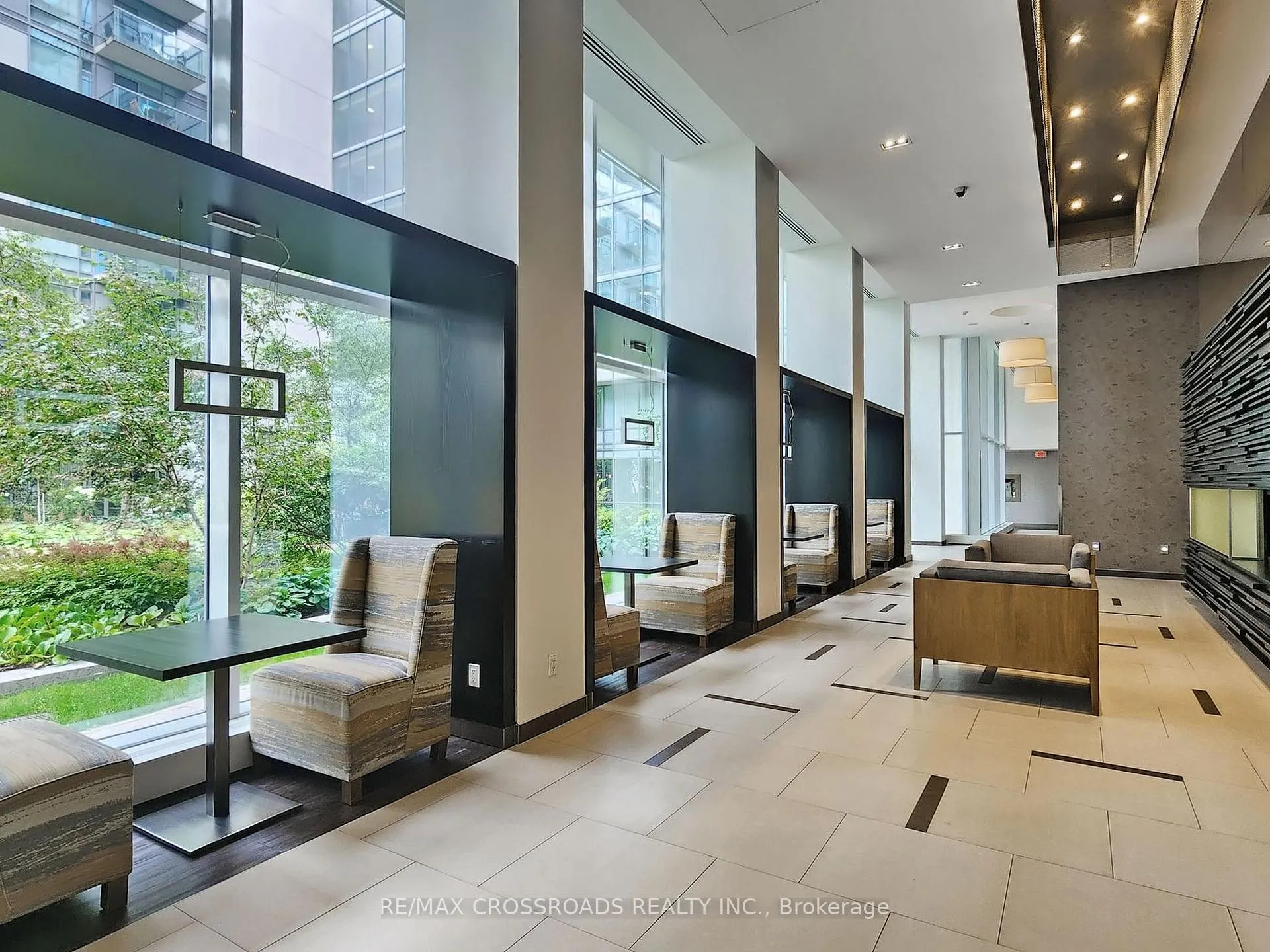 Photo 6 of Unit 1209, 90 Stadium Road, Toronto, Niagara — HOMEH