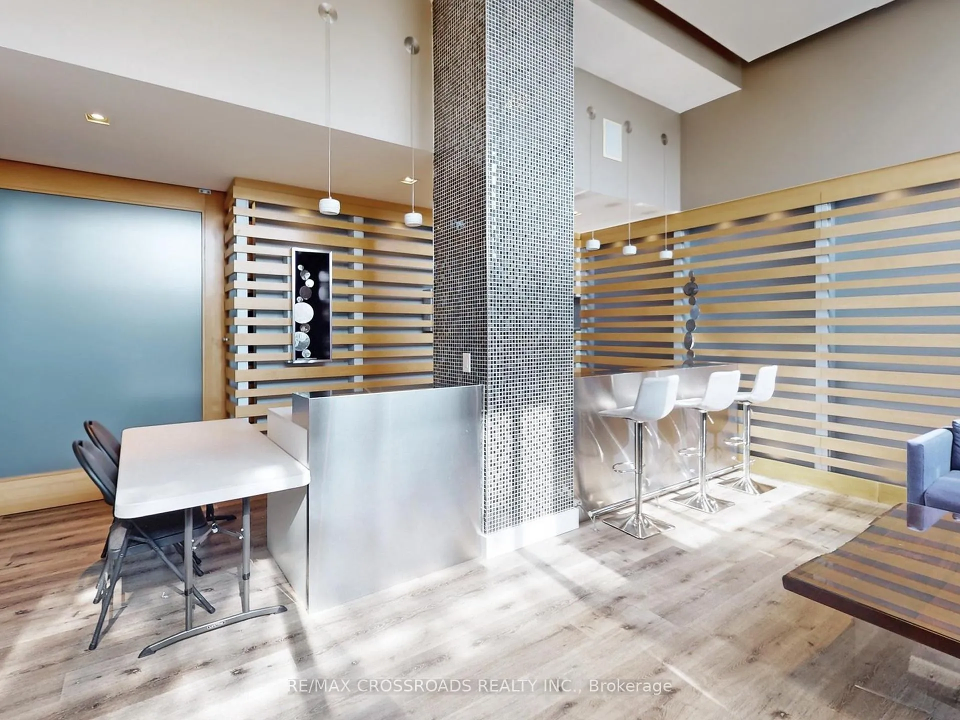 Photo 7 of Unit 1209, 90 Stadium Road, Toronto, Niagara — HOMEH