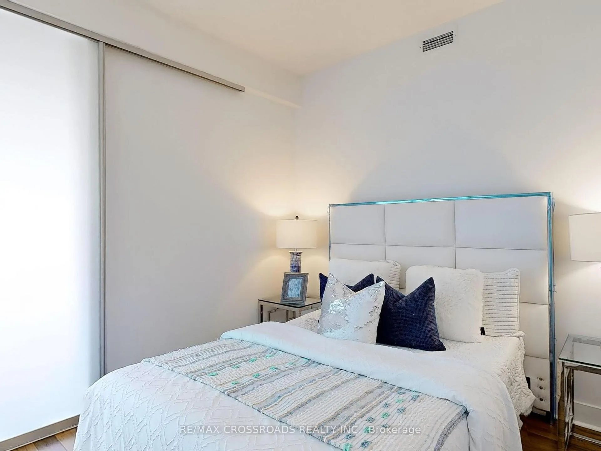 Photo 21 of Unit 1209, 90 Stadium Road, Toronto, Niagara — HOMEH