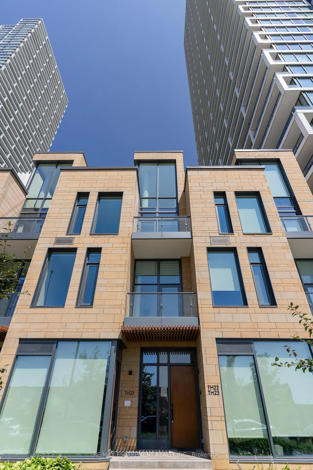 Front of Unit TH23, 7 Buttermill Avenue