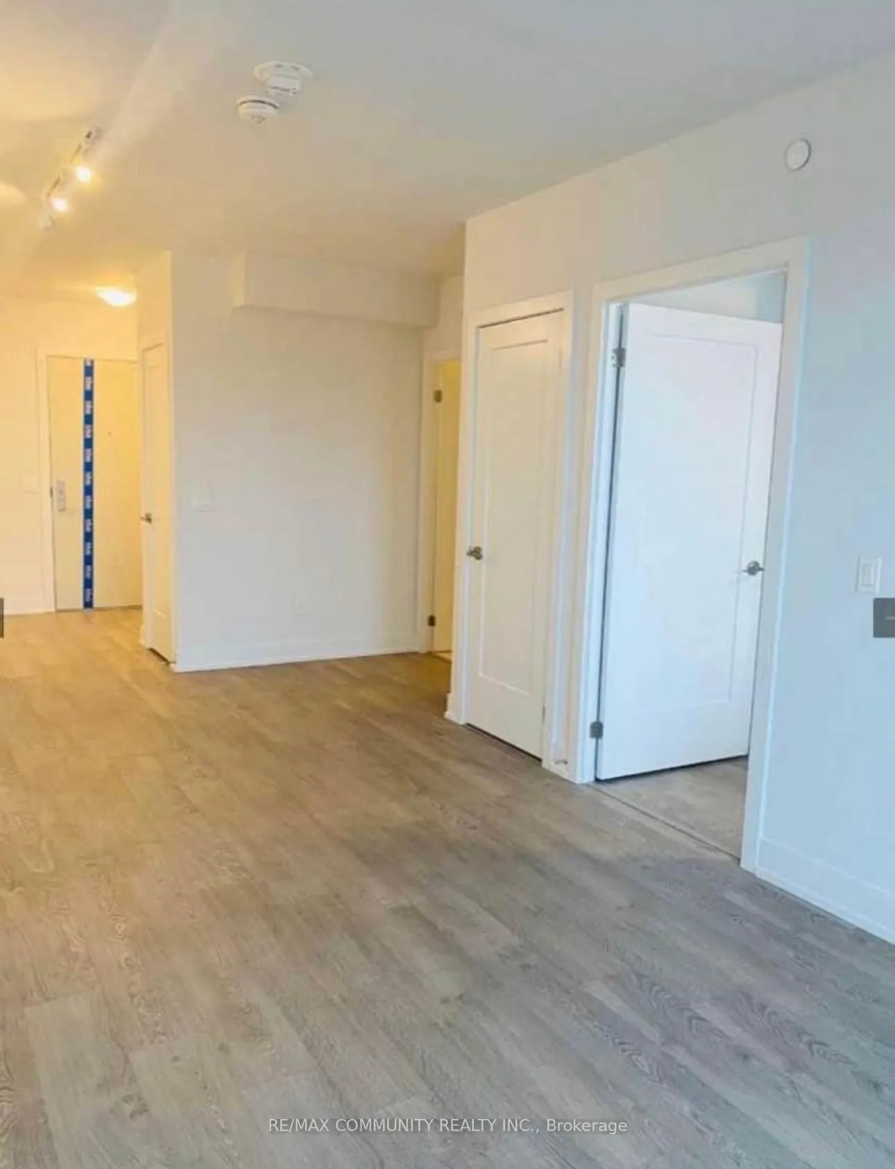 Photo 14 of Unit 2002, 2550 Simcoe Street N, Oshawa, Windfields — HOMEH