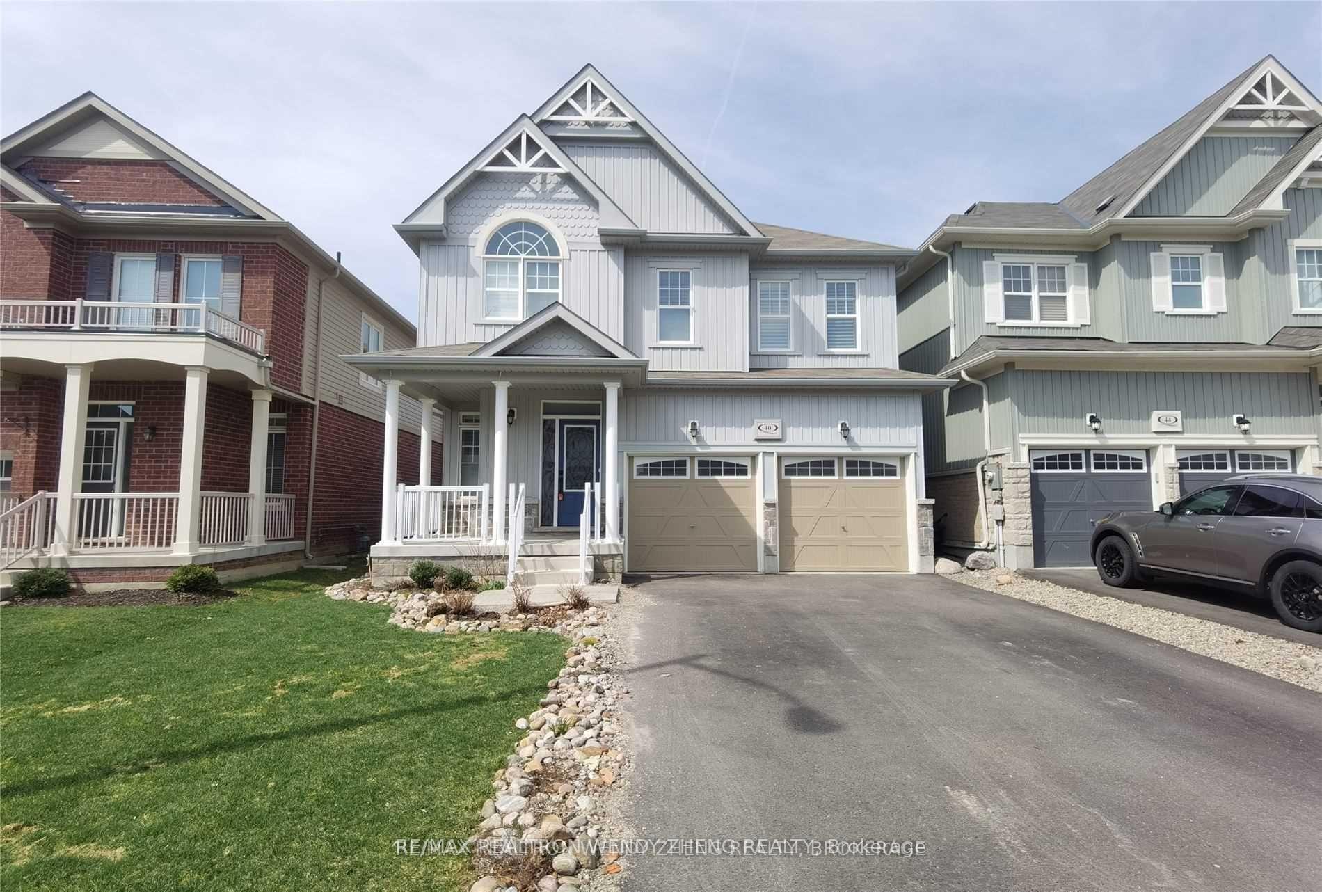 Photo 2 of 40 Ray Richards Street, Clarington, Bowmanville — HOMEH