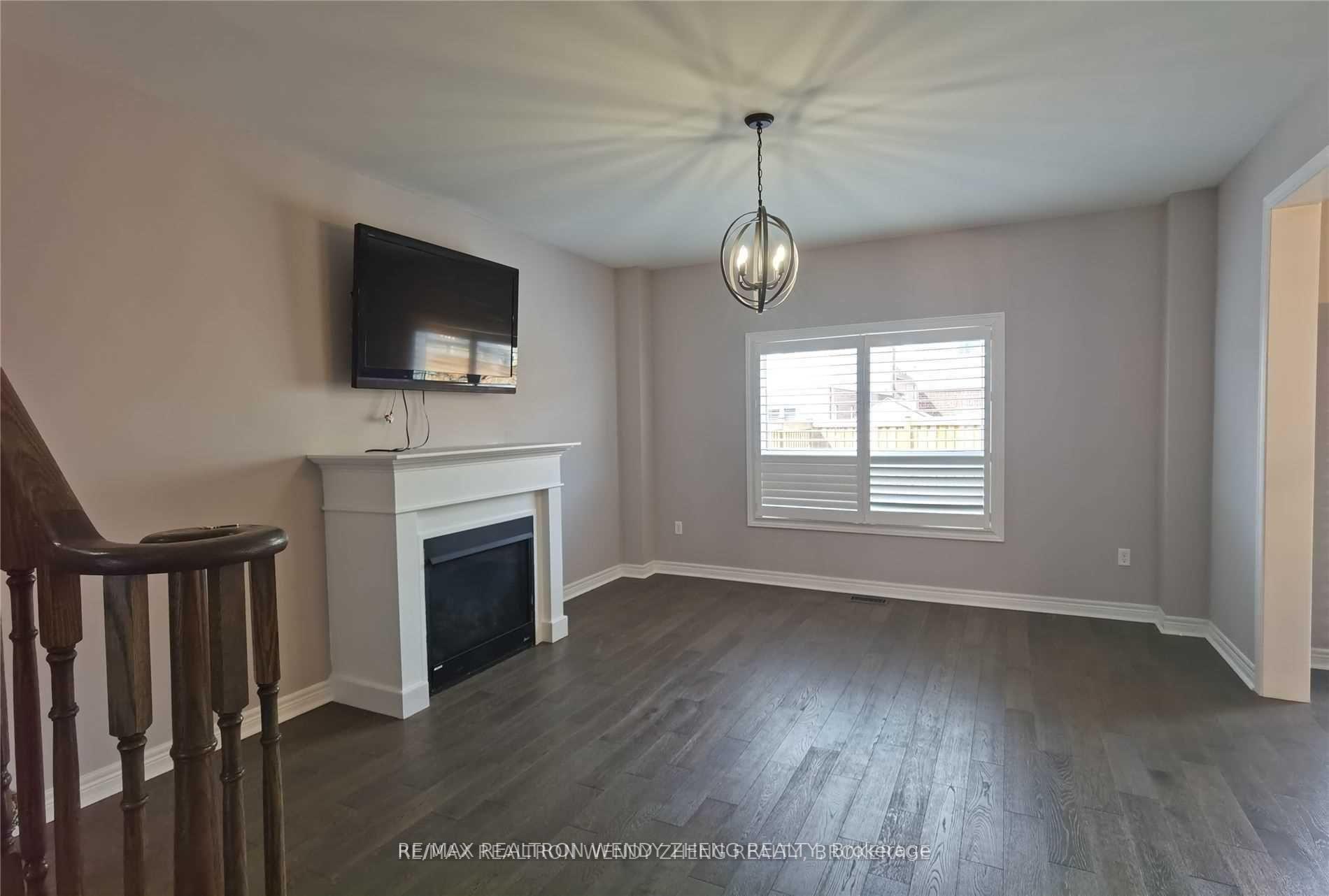 Photo 6 of 40 Ray Richards Street, Clarington, Bowmanville — HOMEH