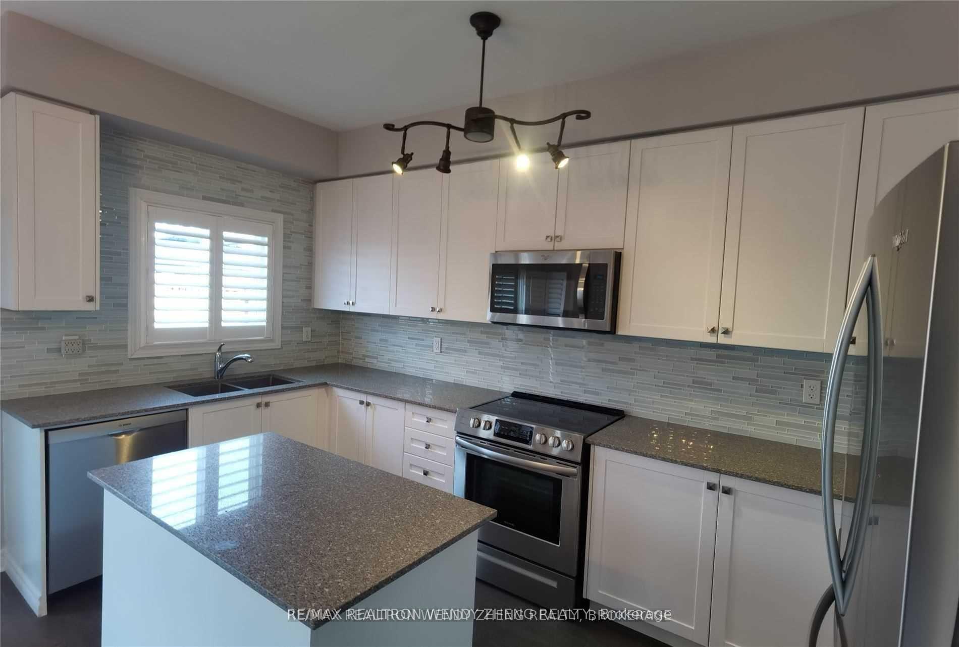 Photo 9 of 40 Ray Richards Street, Clarington, Bowmanville — HOMEH