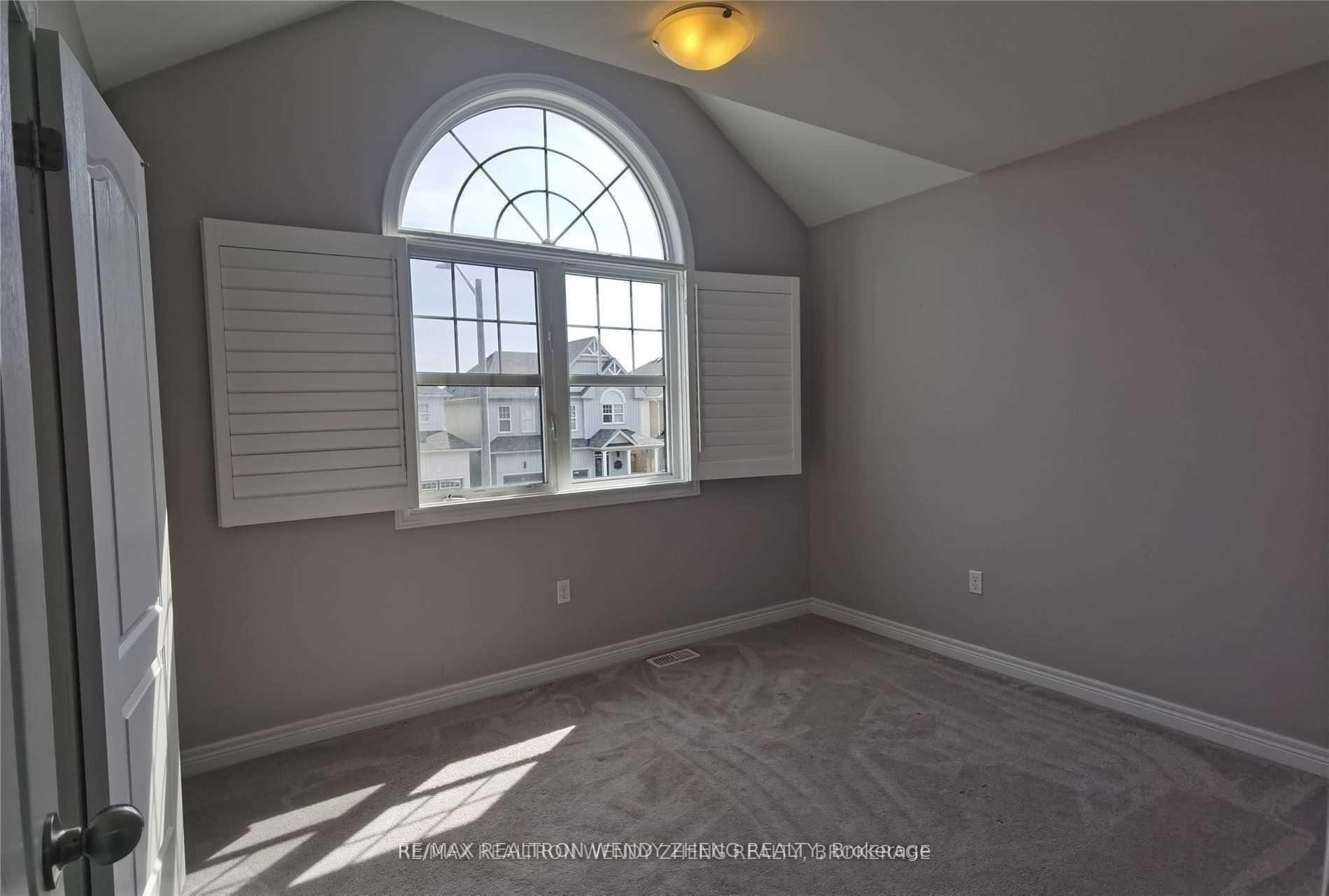 Photo 15 of 40 Ray Richards Street, Clarington, Bowmanville — HOMEH