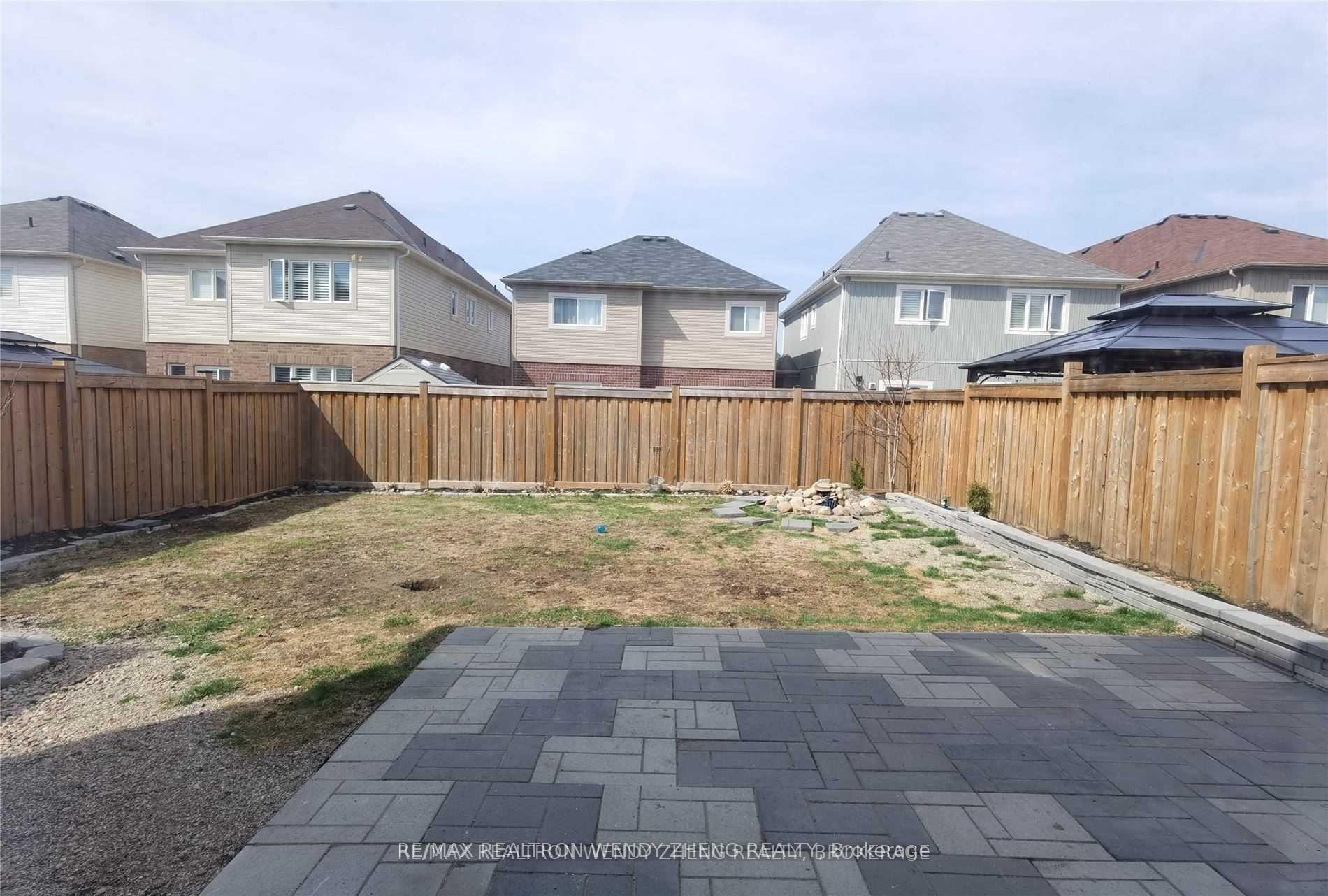 Photo 22 of 40 Ray Richards Street, Clarington, Bowmanville — HOMEH