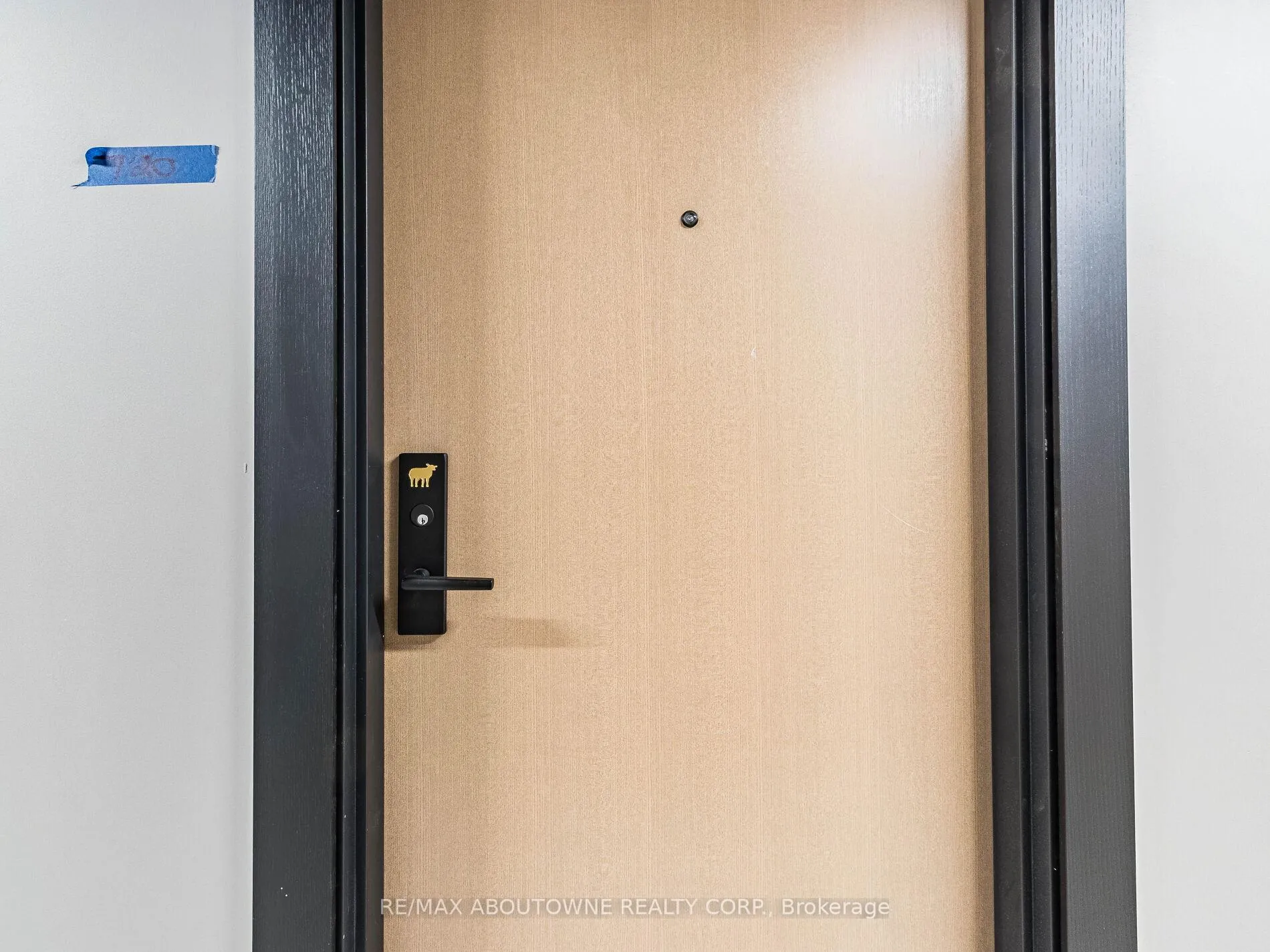 Photo 5 of Unit 720, 195 McCaul Street, Toronto, Kensington-Chinatown — HOMEH