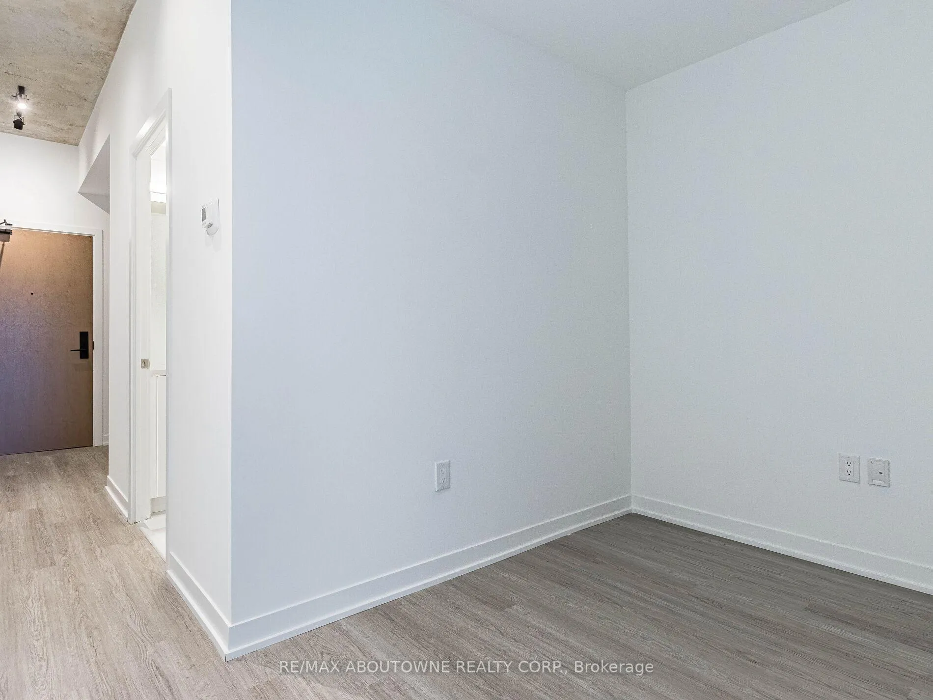 Photo 9 of Unit 720, 195 McCaul Street, Toronto, Kensington-Chinatown — HOMEH