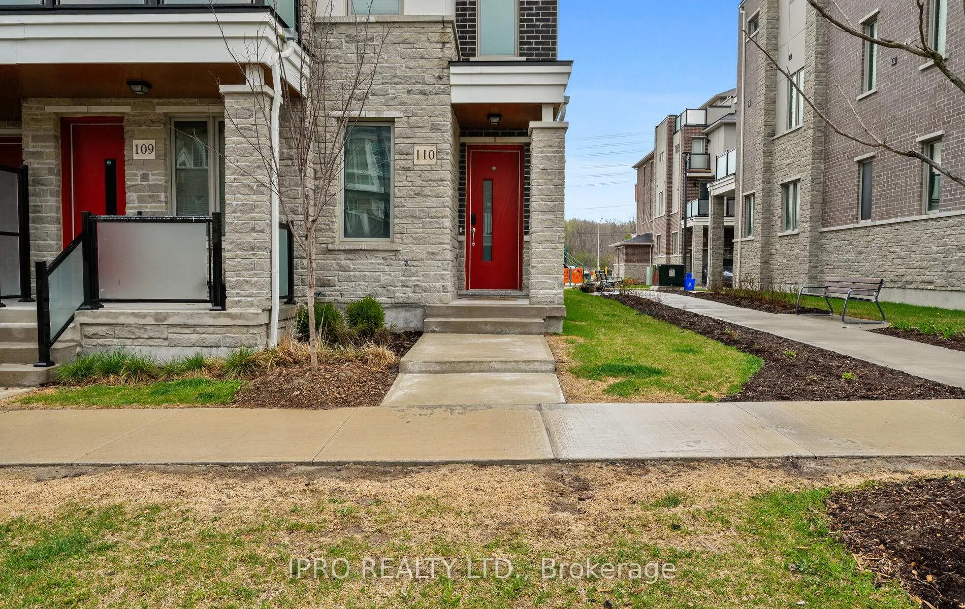 Photo 1 of Unit 110, 1034 Reflection Place, Pickering, Rural Pickering — HOMEH