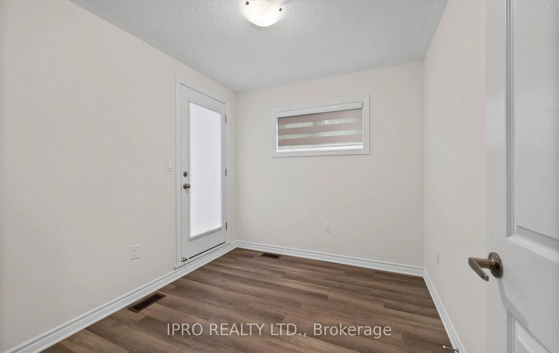 Photo 26 of Unit 110, 1034 Reflection Place, Pickering, Rural Pickering — HOMEH
