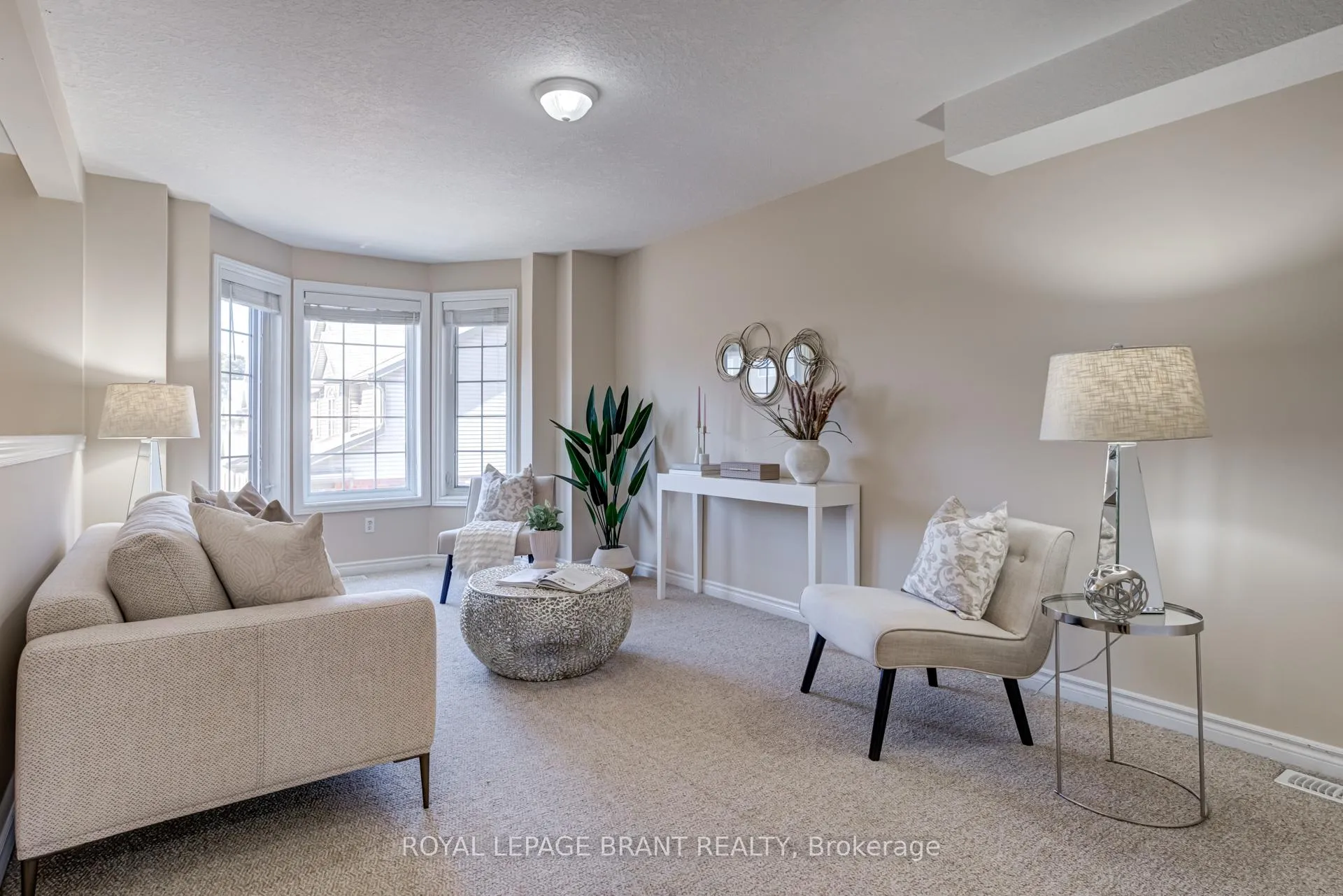 Photo 4 of Unit 12, 975 Strasburg Road, Kitchener — HOMEH