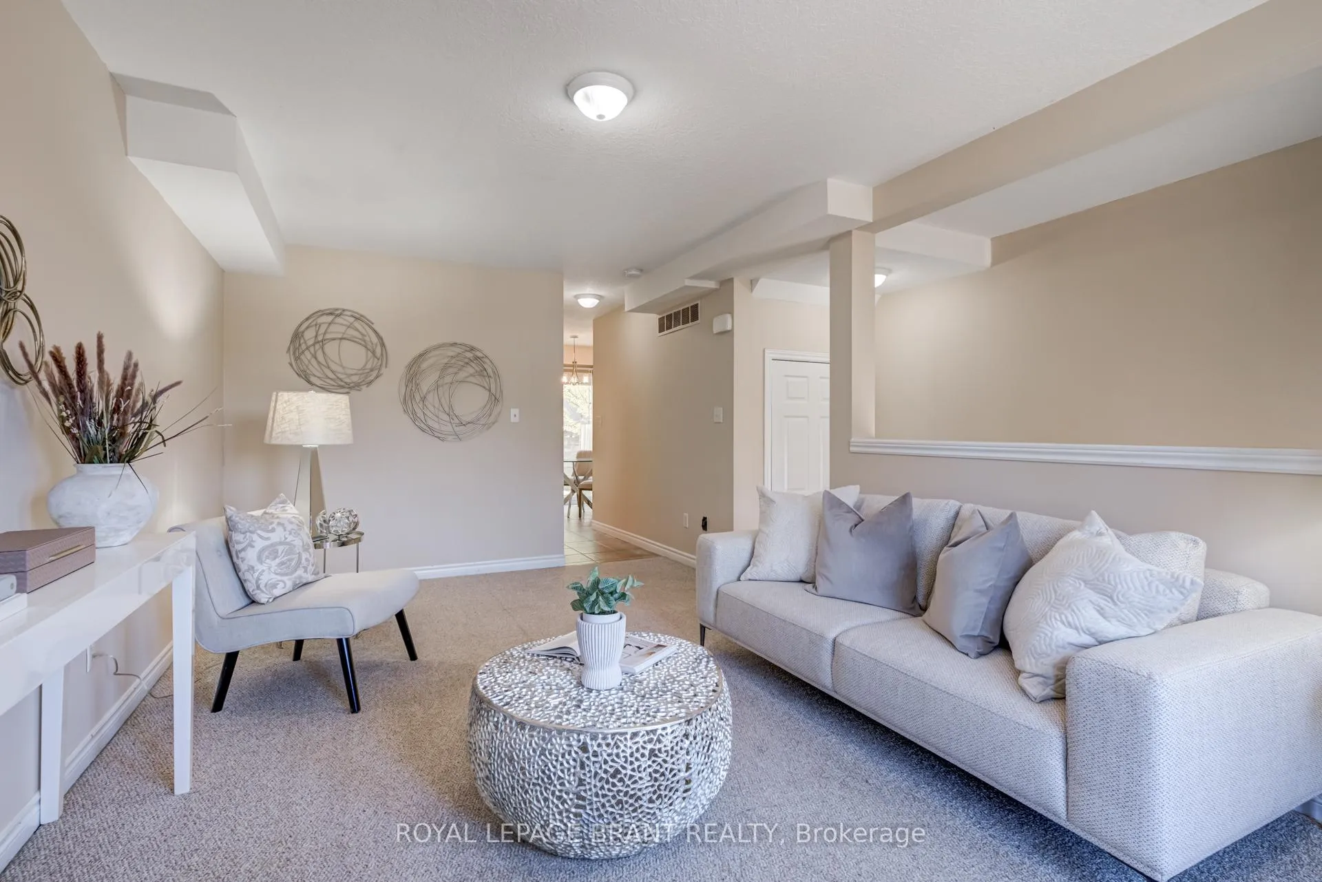 Photo 5 of Unit 12, 975 Strasburg Road, Kitchener — HOMEH