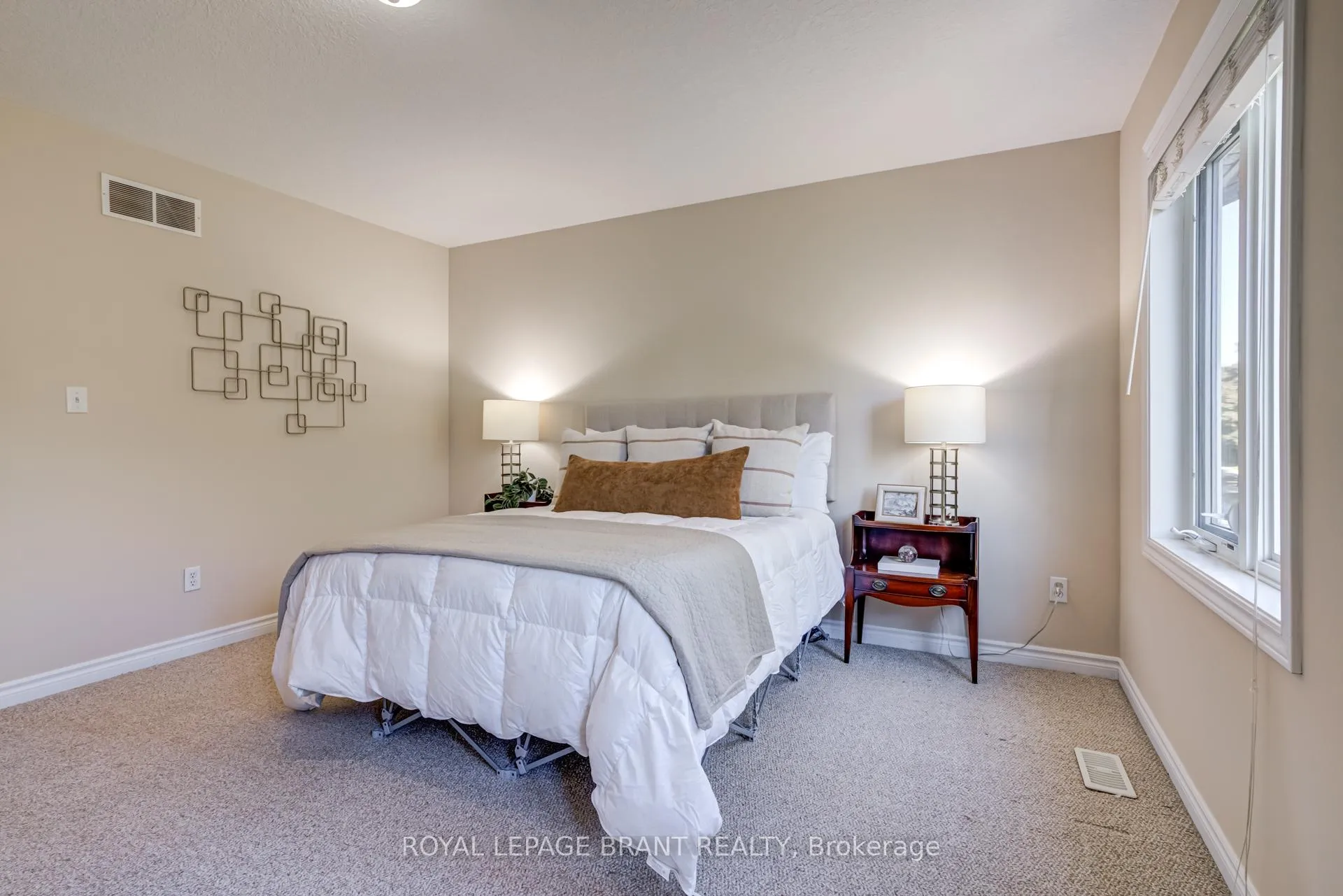 Photo 10 of Unit 12, 975 Strasburg Road, Kitchener — HOMEH