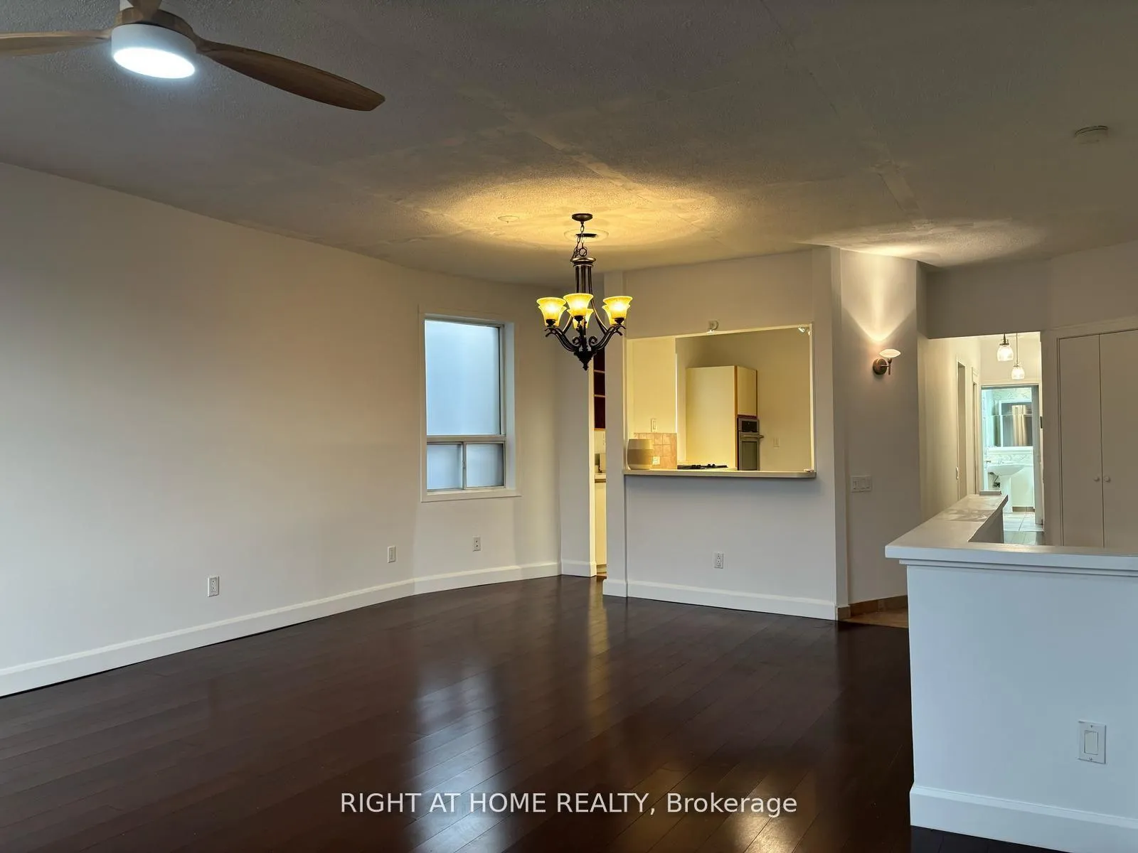 Photo 4 of Unit A, 3152 Dundas Street, Toronto, Junction Area — HOMEH