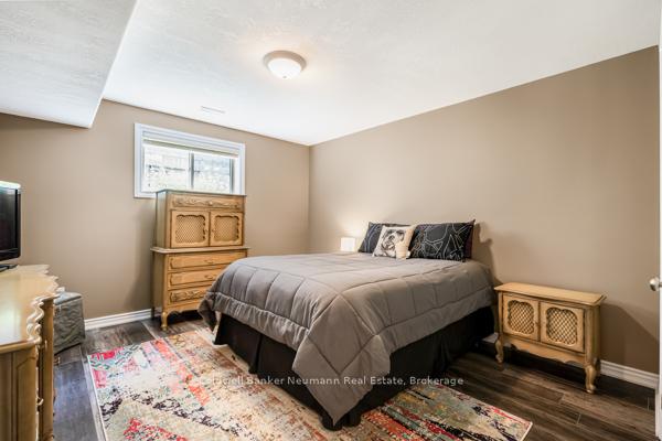 Photo 29 of 10 Freeman Street, Brant, Paris — HOMEH