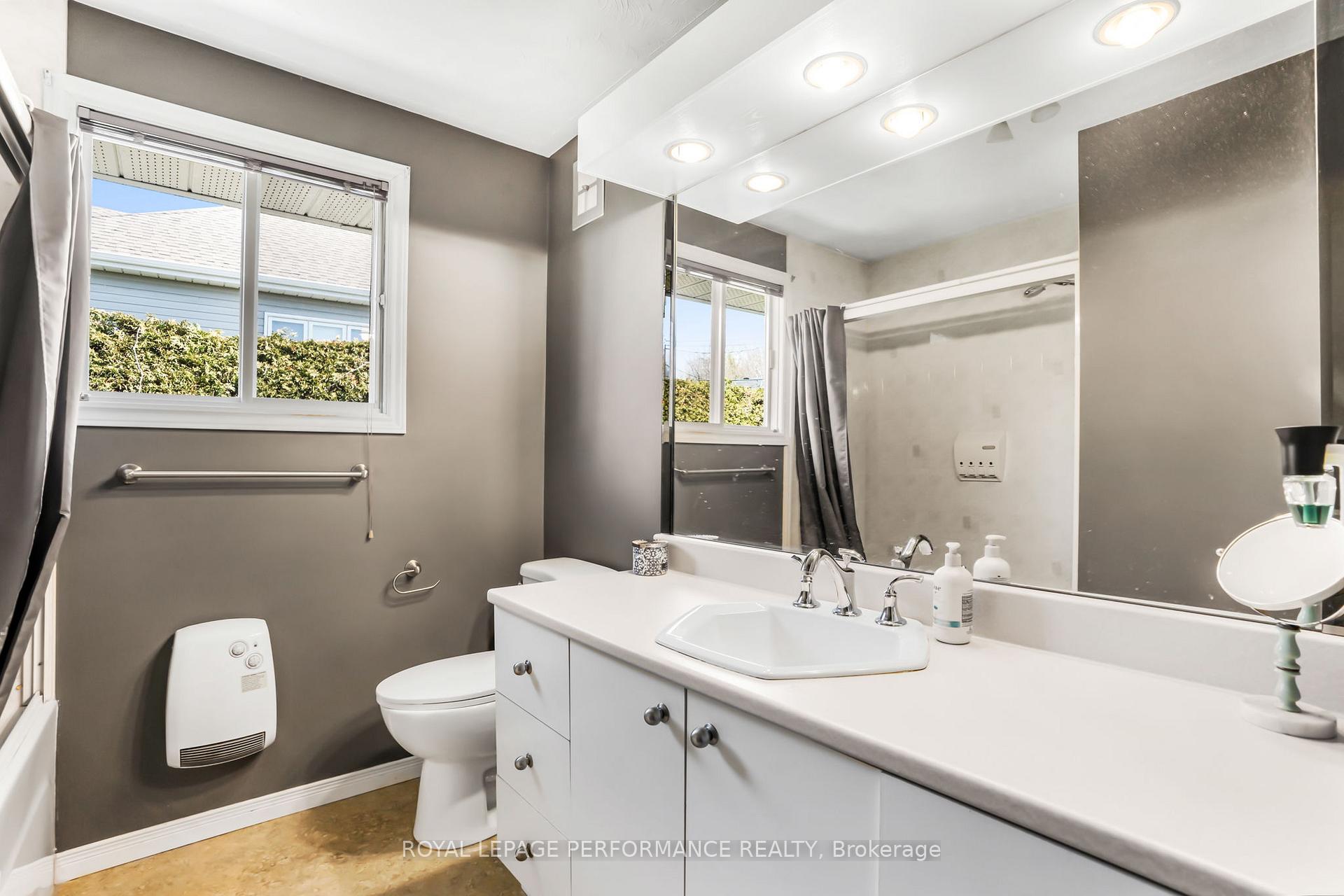 Photo 2 of 217 Mill Street, Champlain, Vankleek Hill — HOMEH