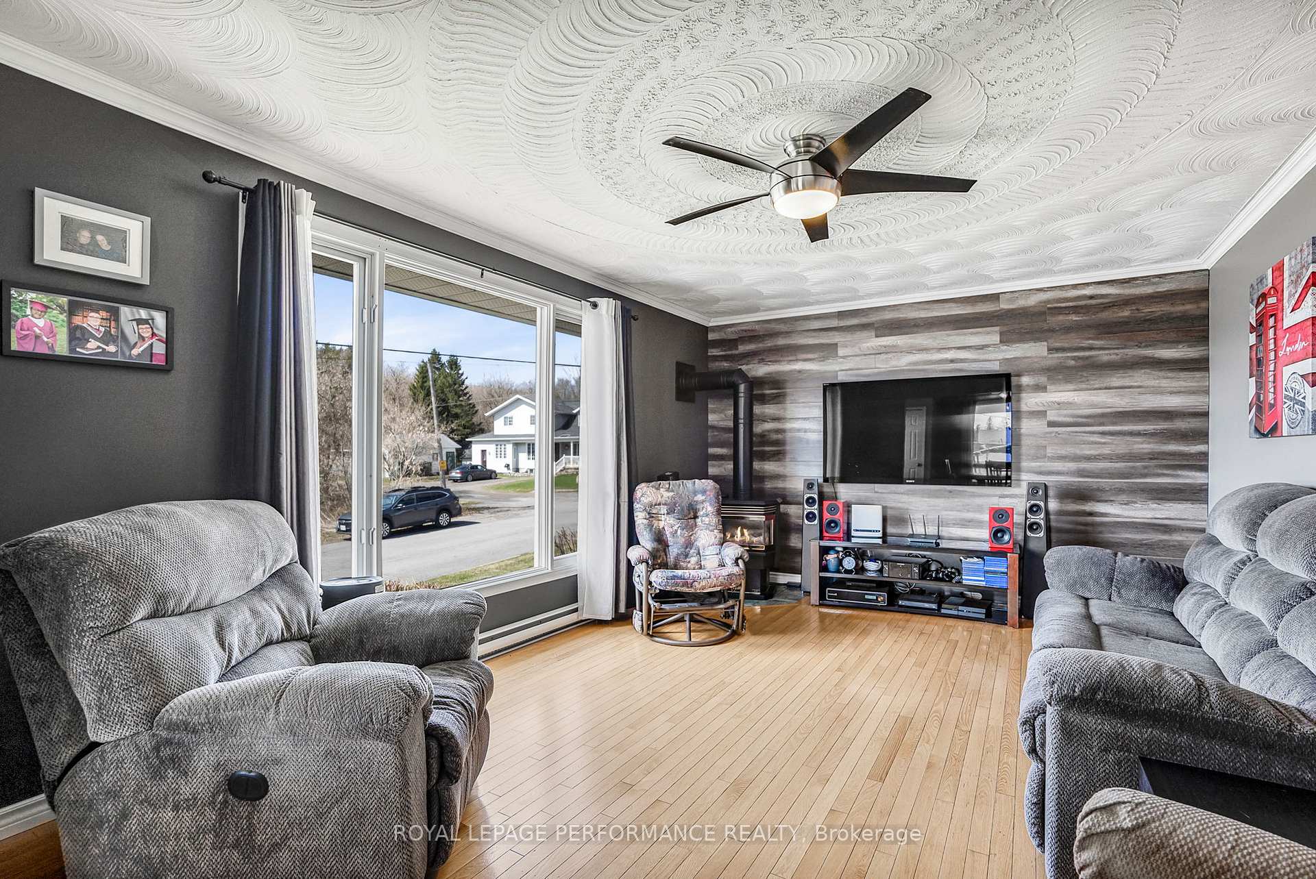 Photo 12 of 217 Mill Street, Champlain, Vankleek Hill — HOMEH