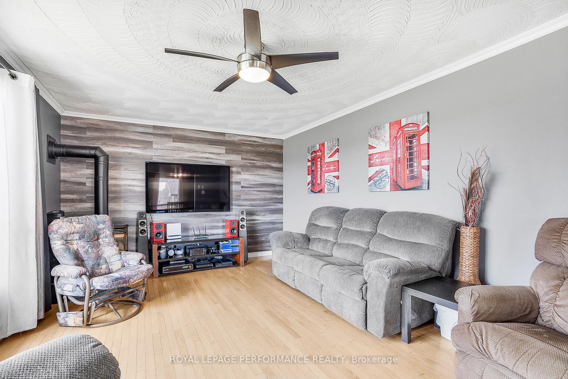Photo 13 of 217 Mill Street, Champlain, Vankleek Hill — HOMEH