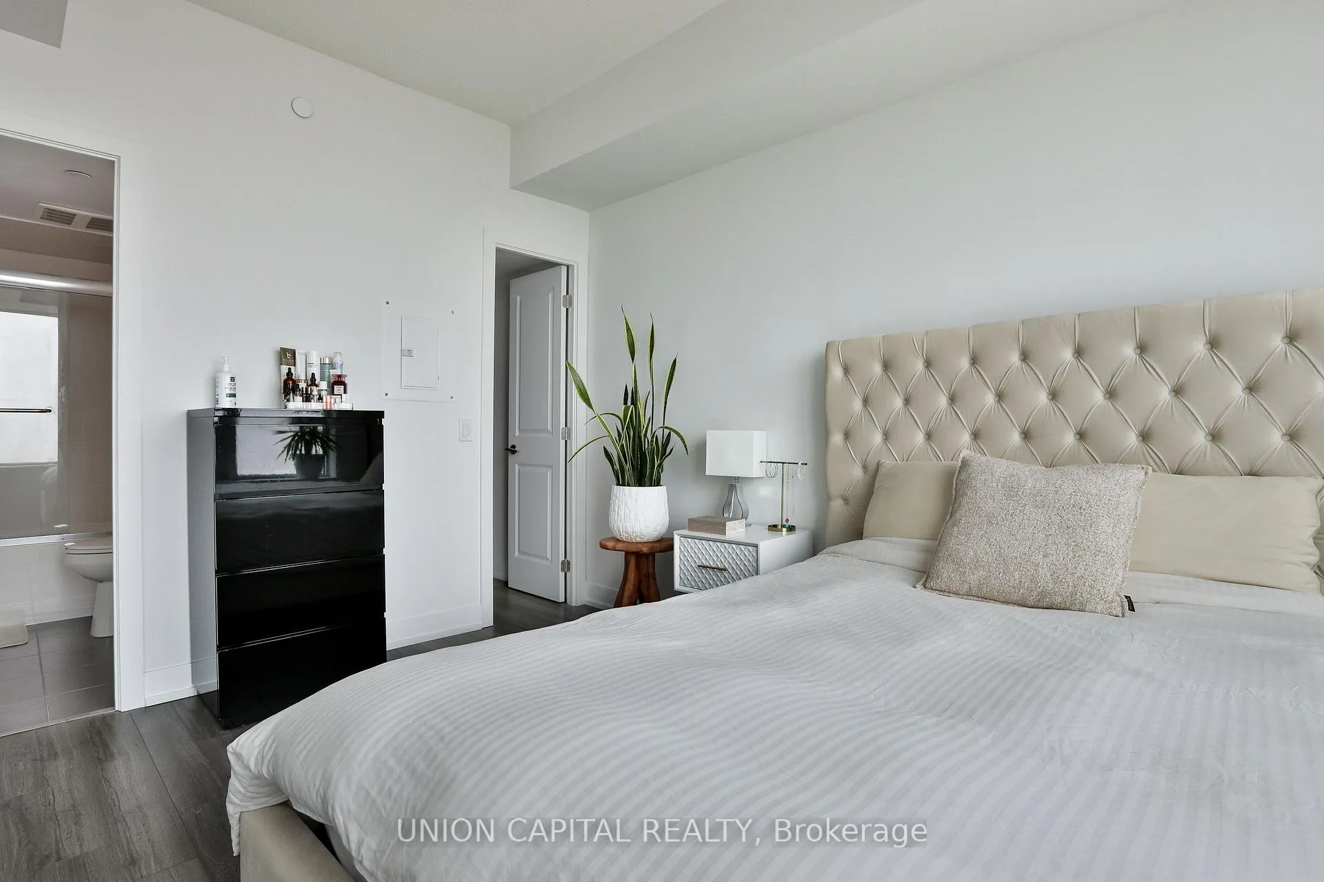 Photo 12 of Unit PH2-08, 1215 Bayly Street, Pickering, Bay Ridges — HOMEH
