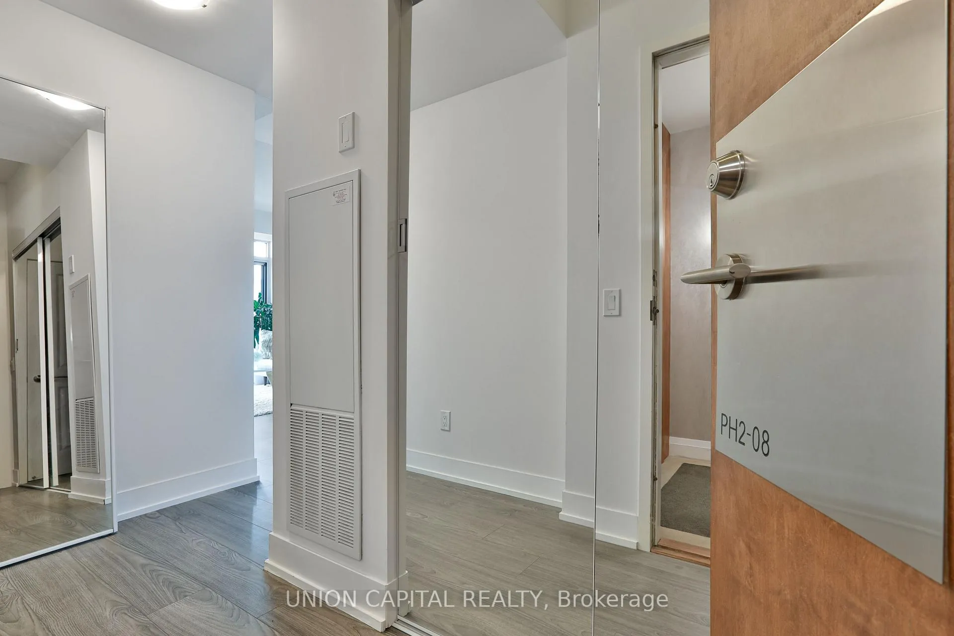 Photo 21 of Unit PH2-08, 1215 Bayly Street, Pickering, Bay Ridges — HOMEH